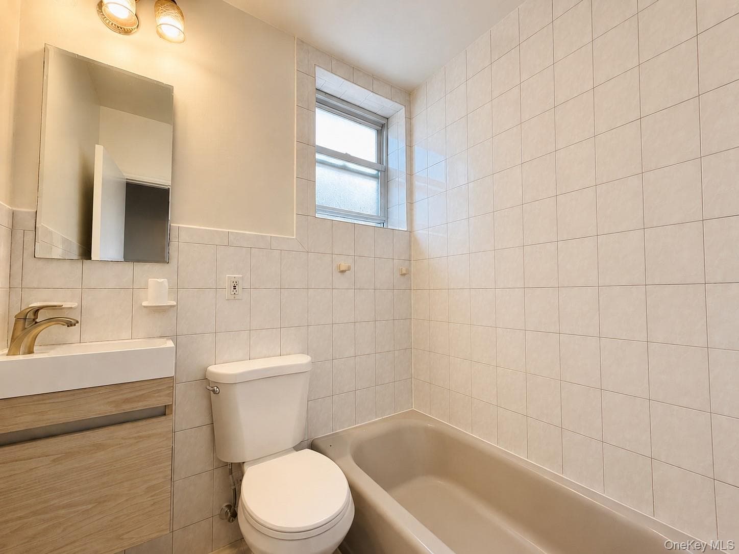 1374 Hobart Avenue thumbnail 28