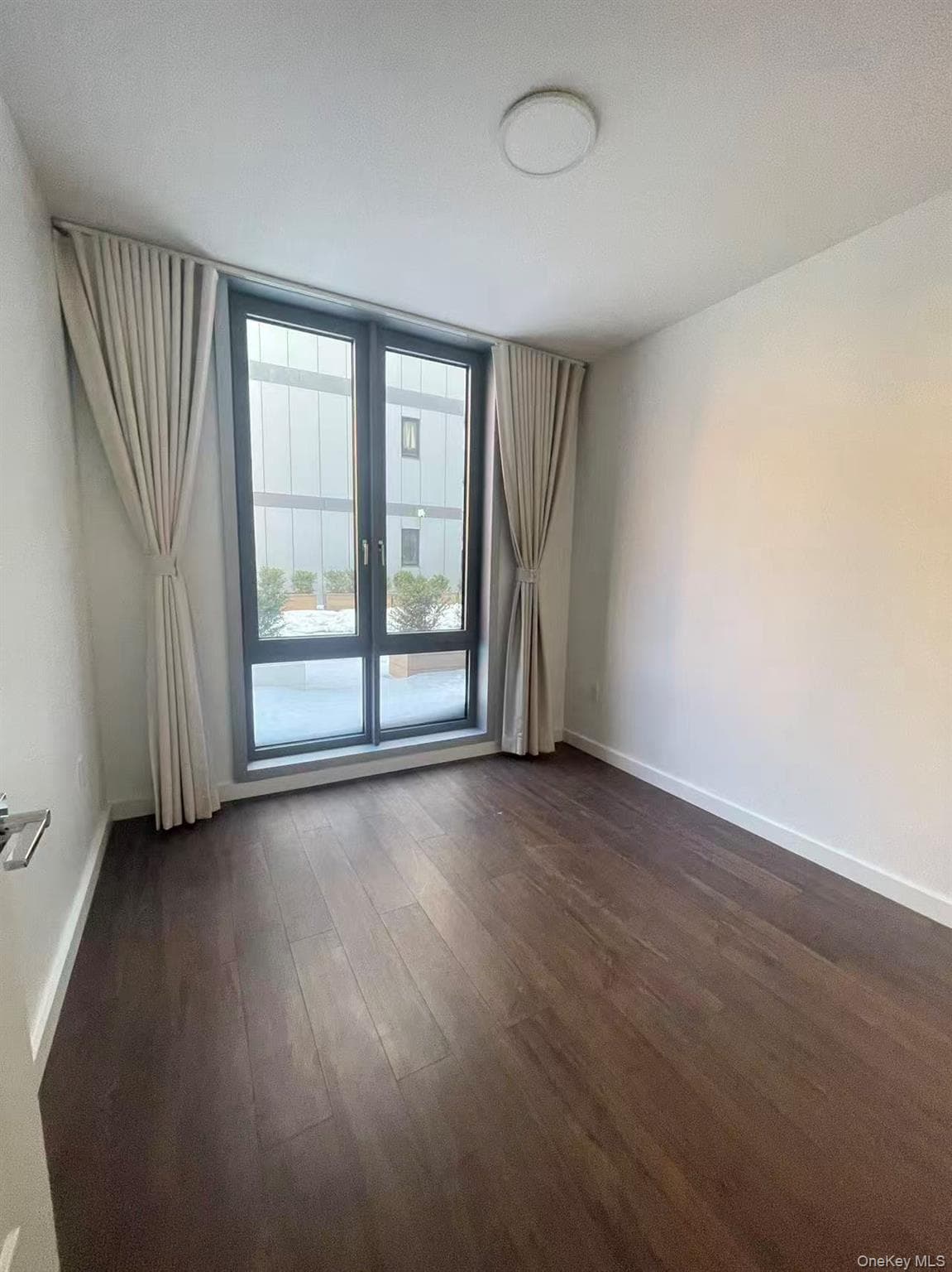 144-27 Sanford Avenue Unit: 2C thumbnail 5