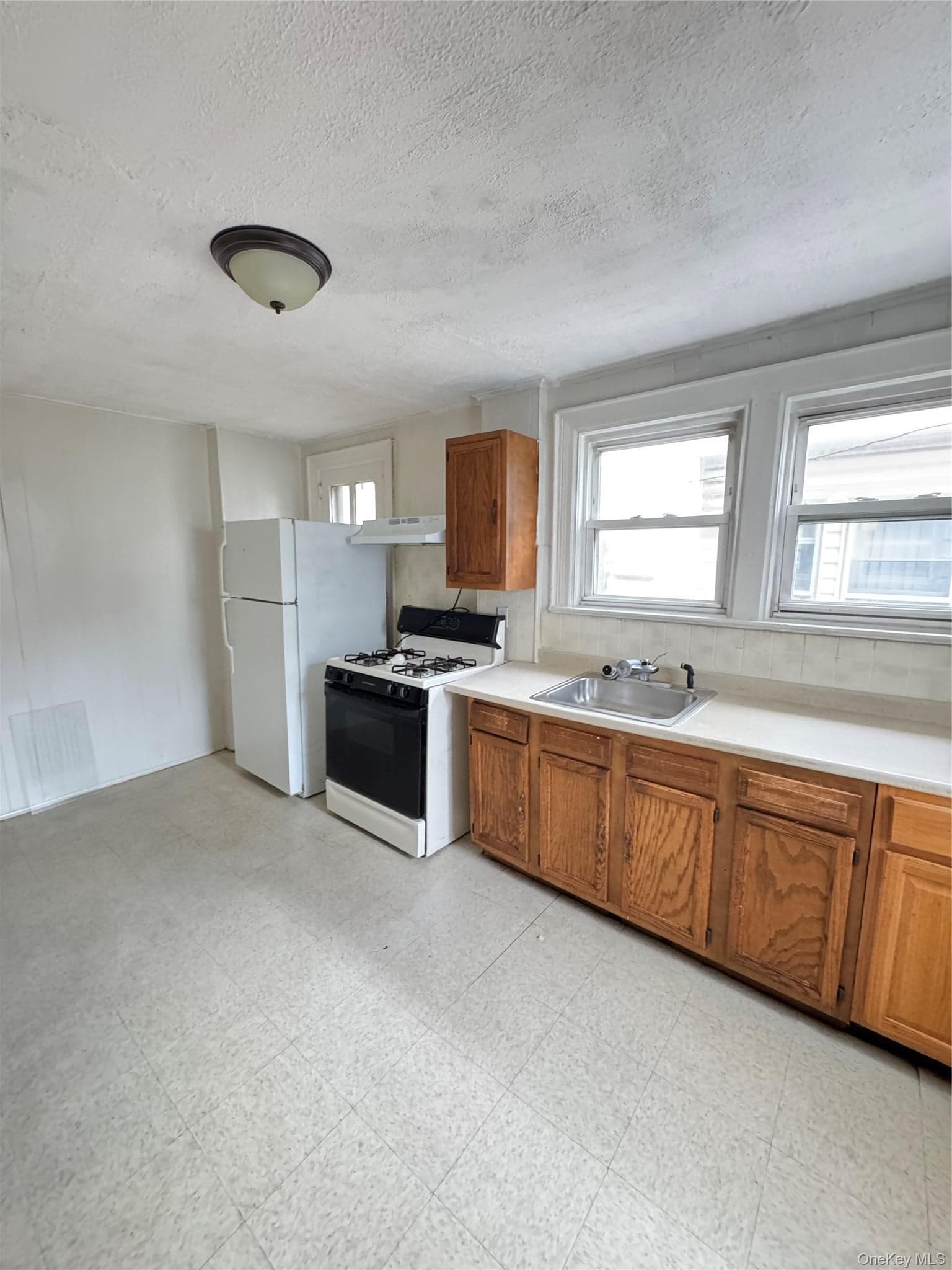 793 N Oak Drive thumbnail 9
