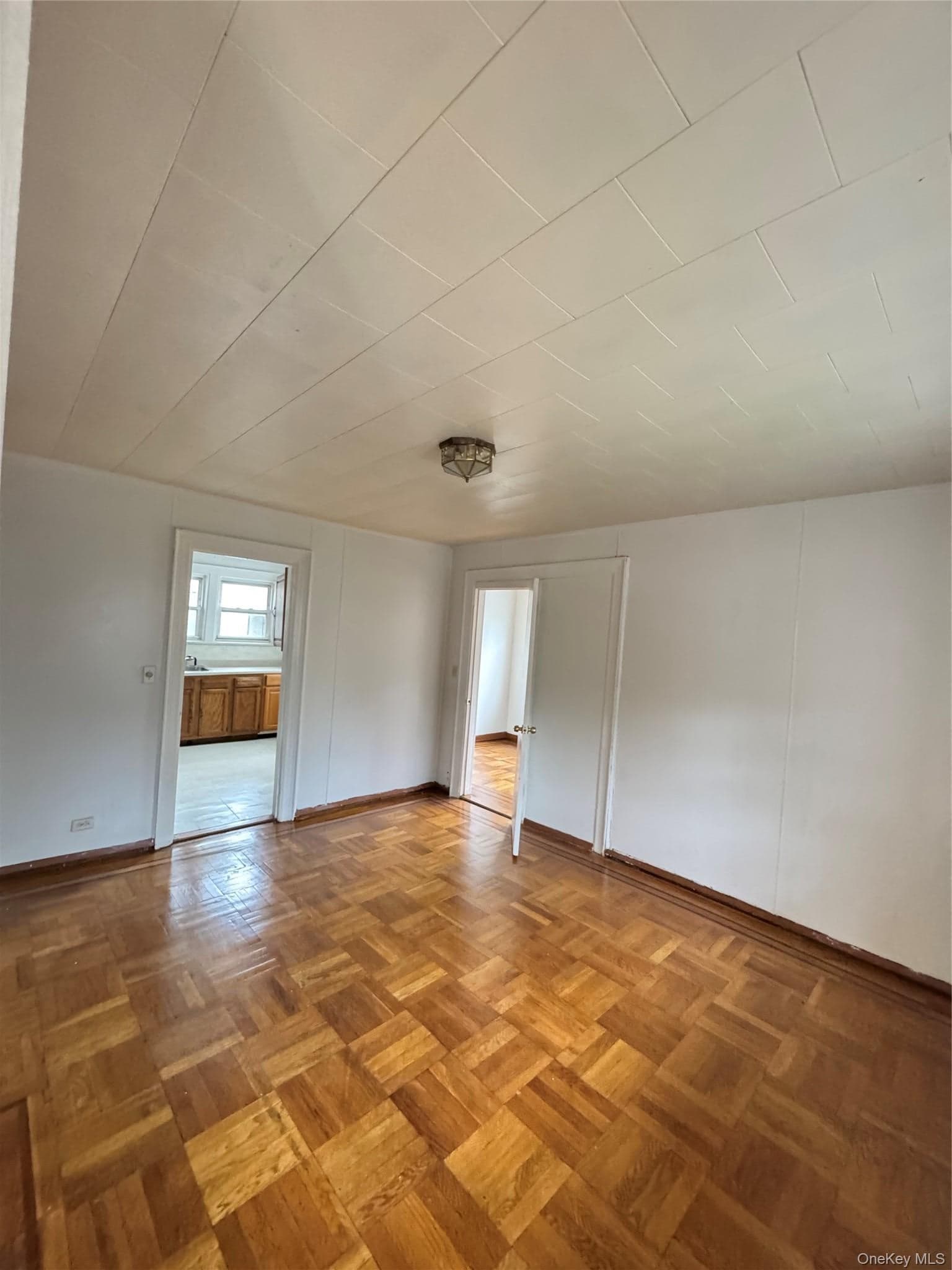 793 N Oak Drive thumbnail 7
