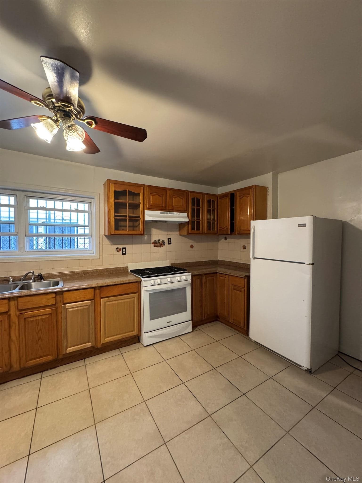 793 N Oak Drive thumbnail 19