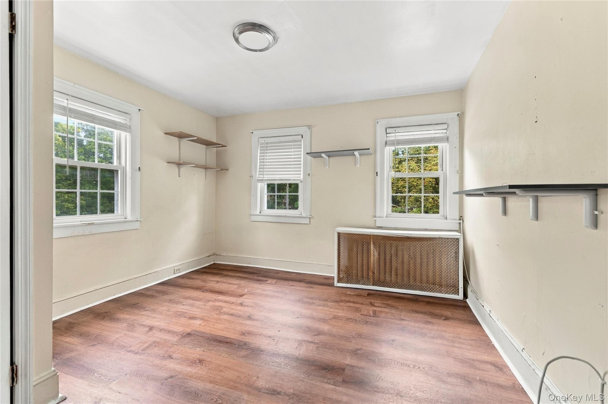 600 Bedford Road thumbnail 23