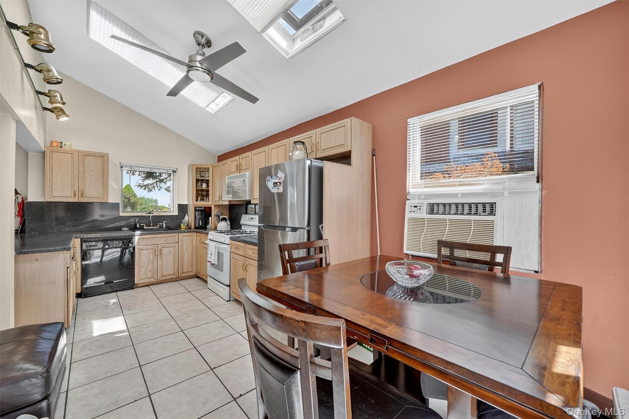3384 Country Club Road thumbnail 17
