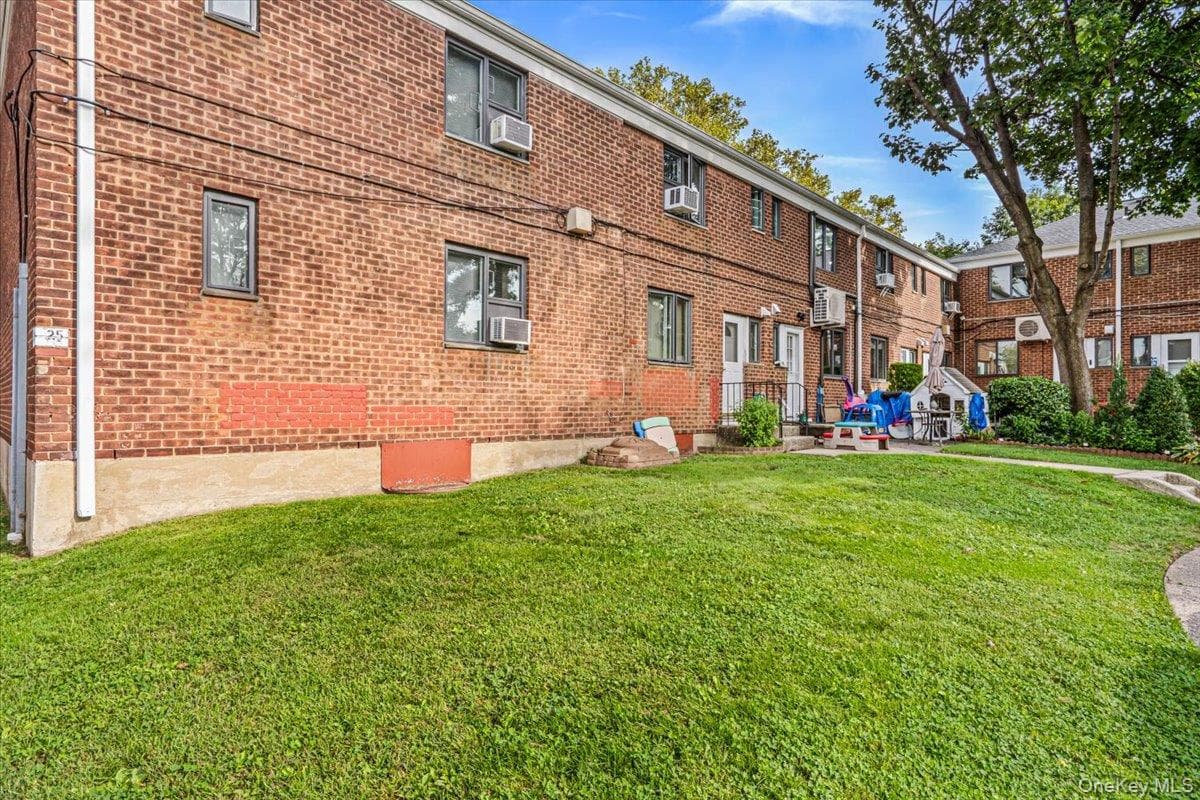 69-04 218th Street Unit: Duplex thumbnail 20