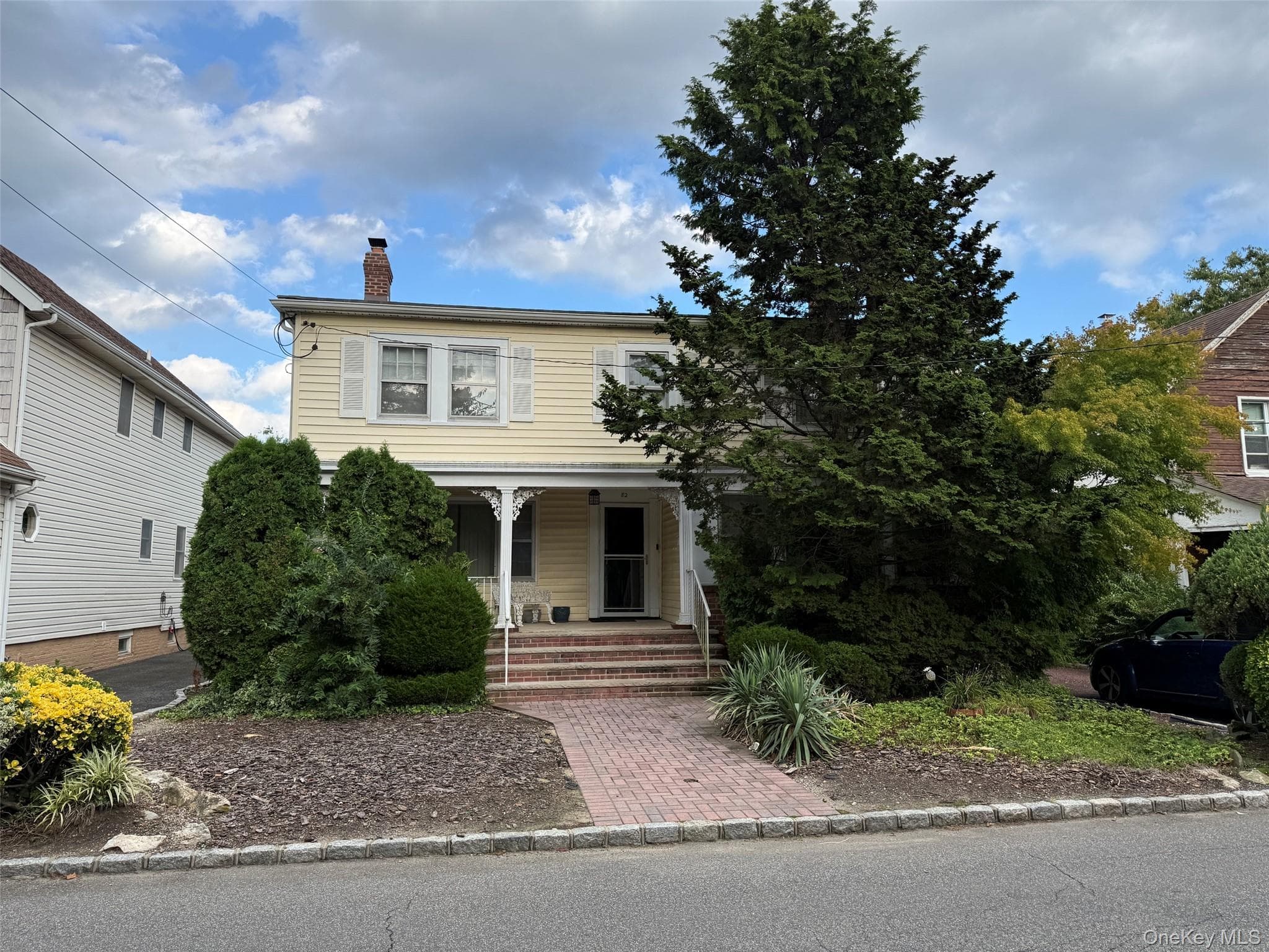 82 Auerbach Lane, Lawrence