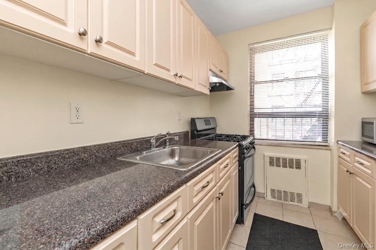 141-16 25th Road Unit: 2C thumbnail 6