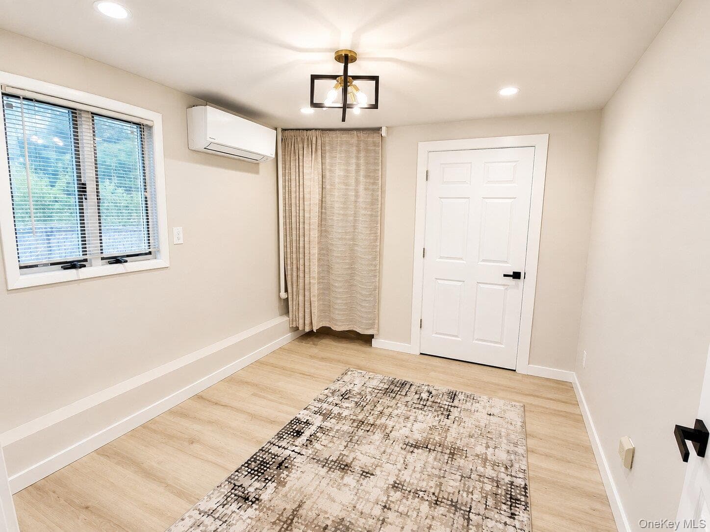586 Harless Place thumbnail 31