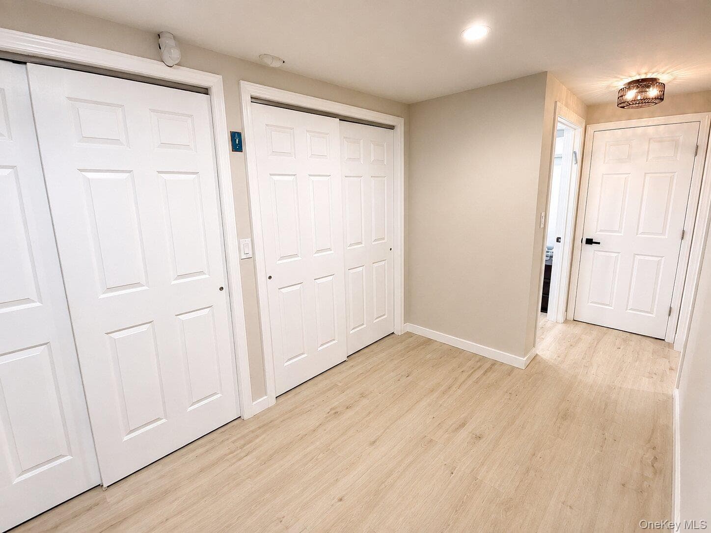 586 Harless Place thumbnail 28