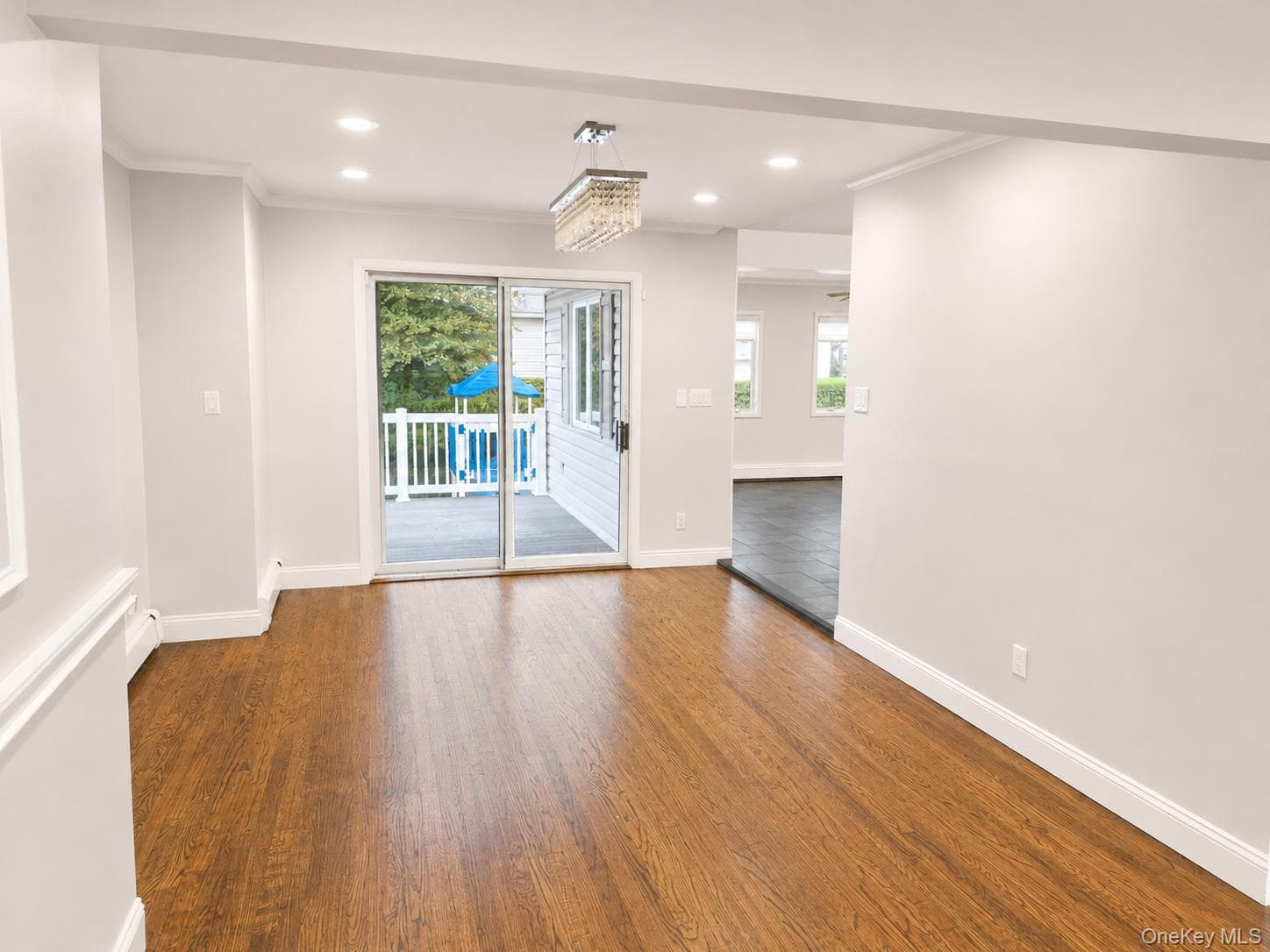 586 Harless Place thumbnail 8
