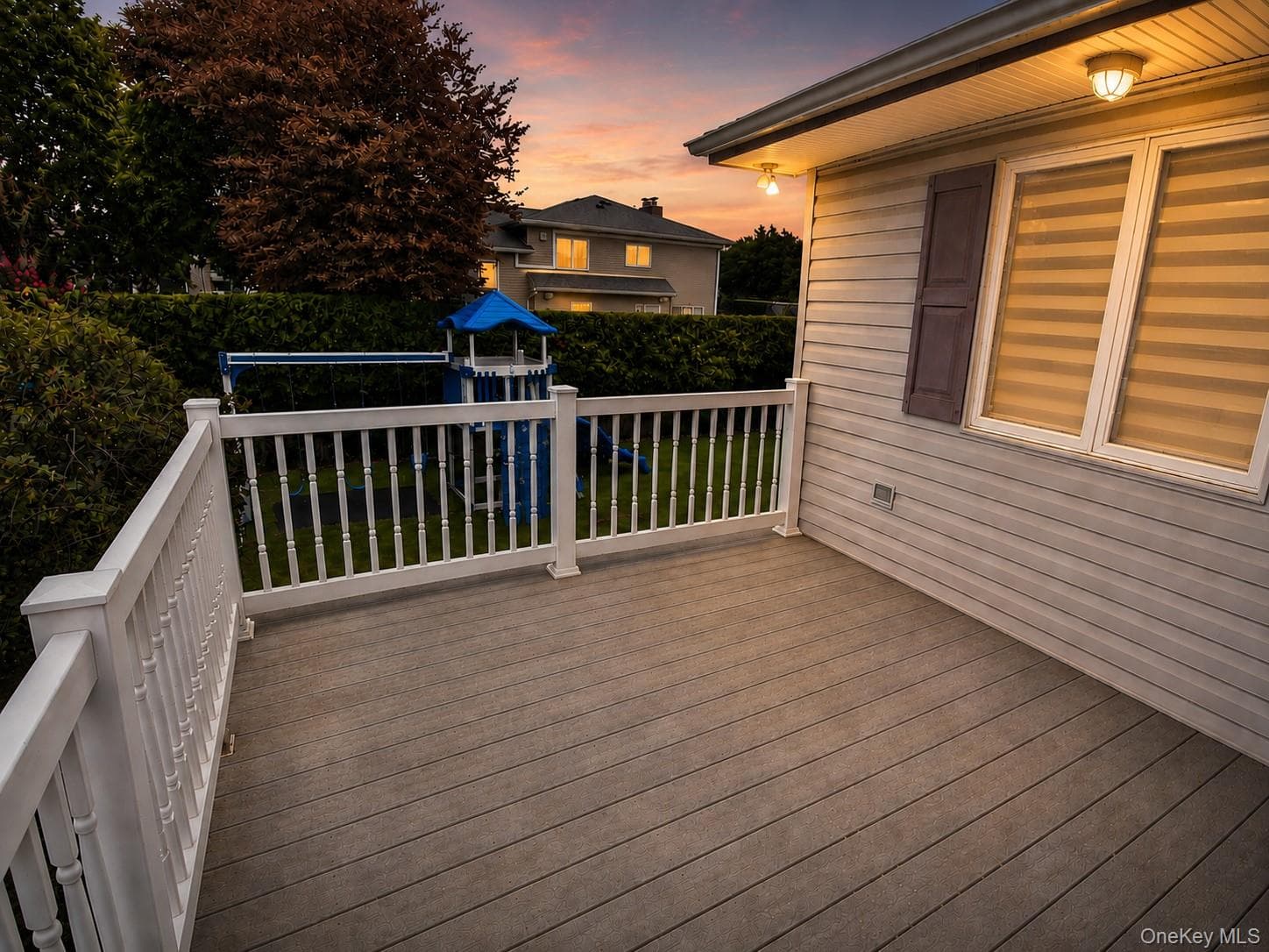 586 Harless Place thumbnail 36