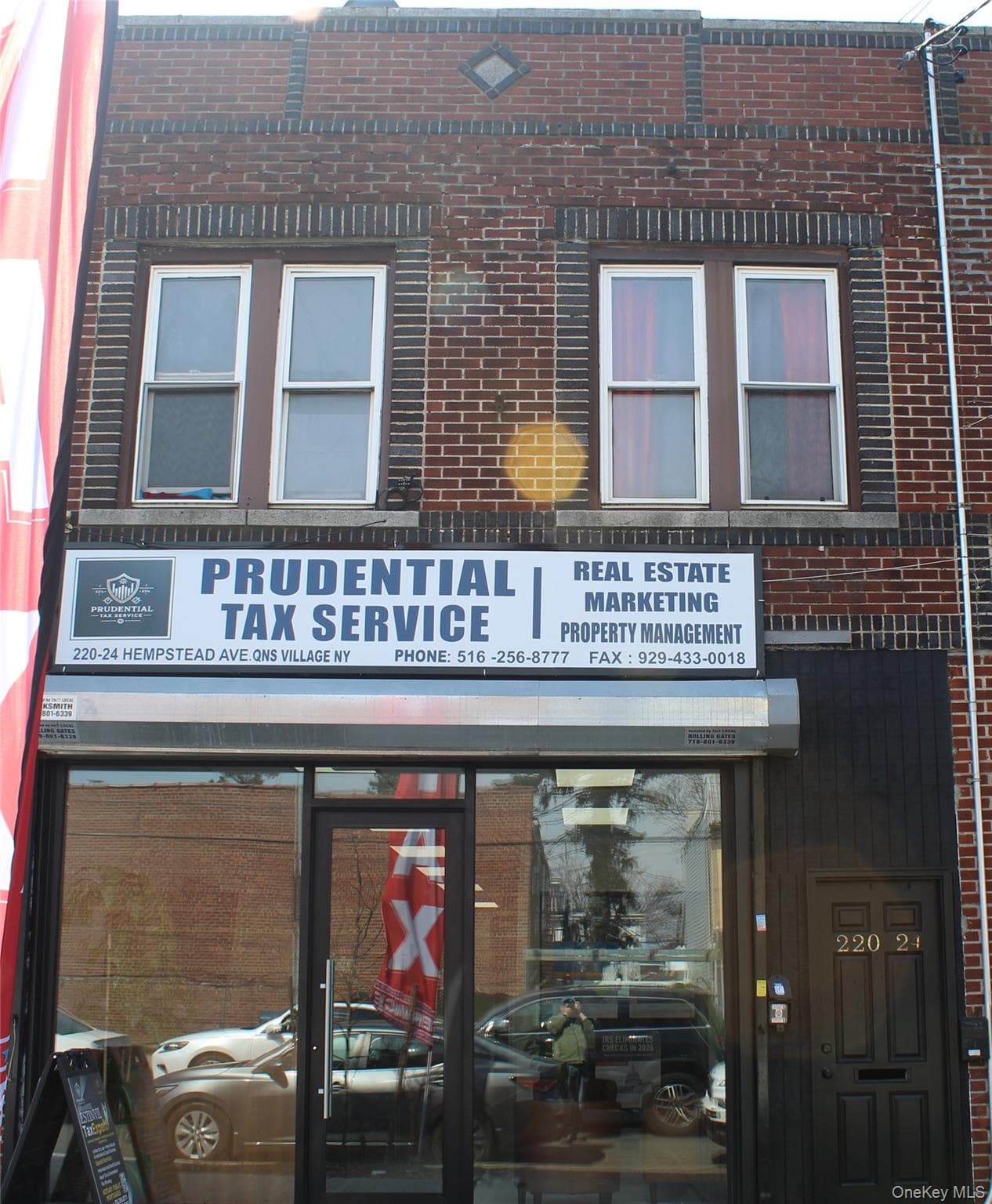 22024 Hempstead Avenue photo 1