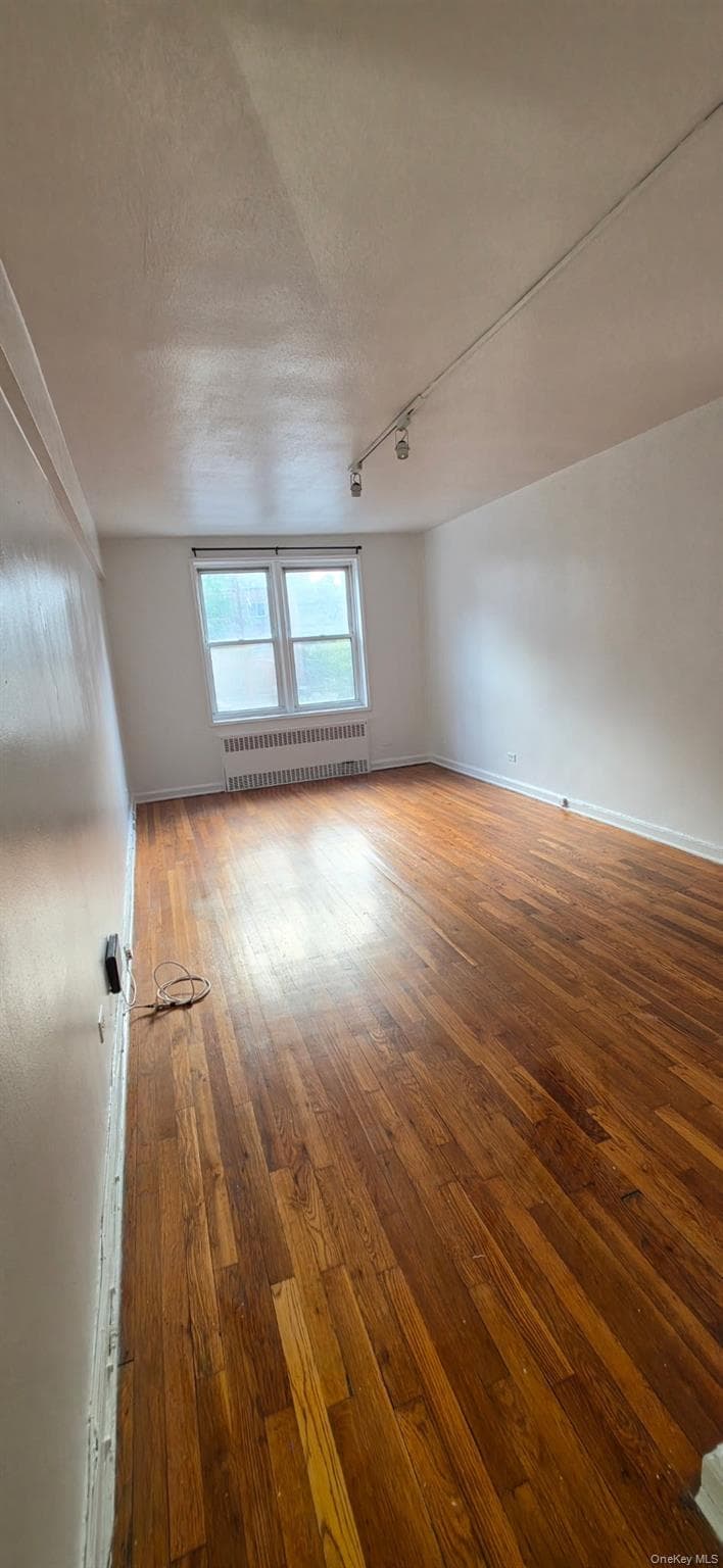143-25 84th Drive Unit: 2E thumbnail 7