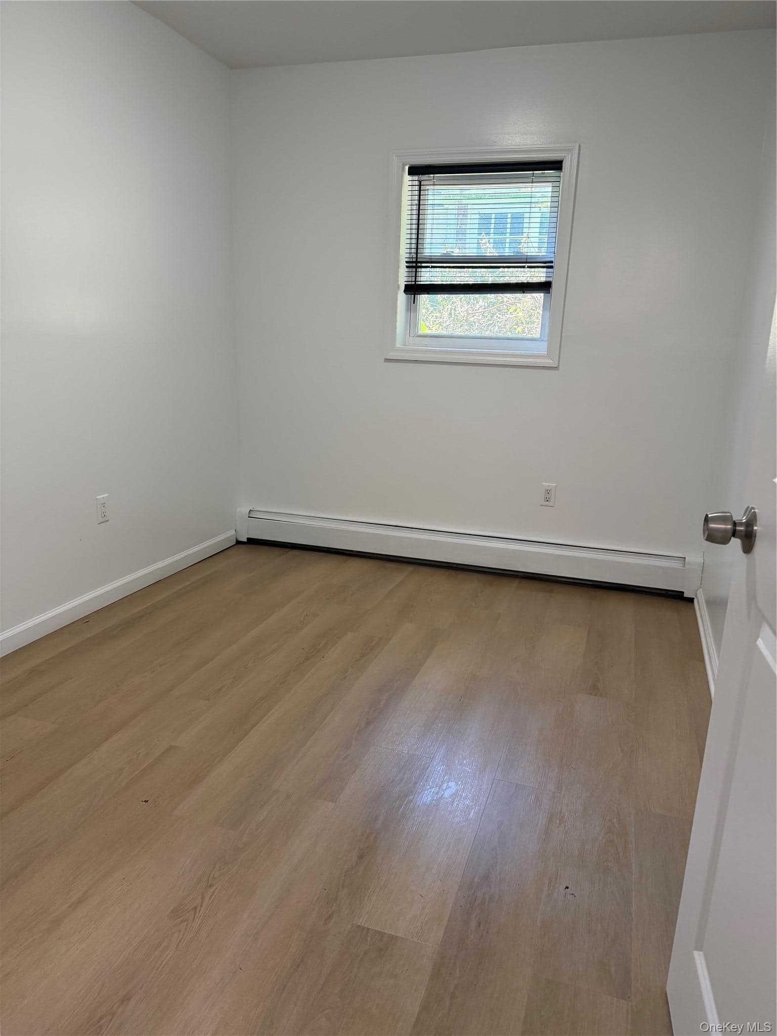 2067 Van Hoesen Avenue Unit: 1 FL photo 1