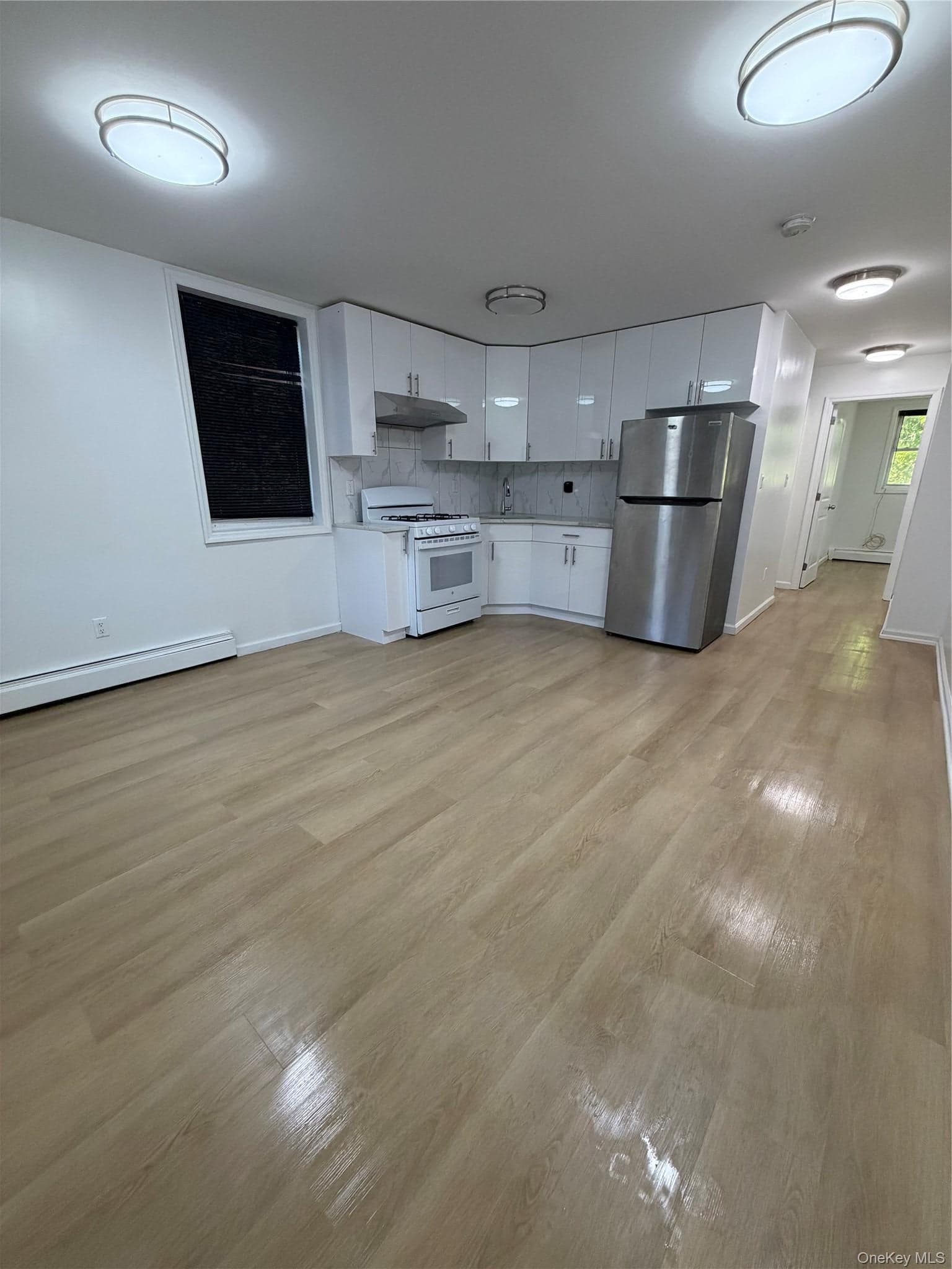 2067 Van Hoesen Avenue Unit: 1 FL thumbnail 3