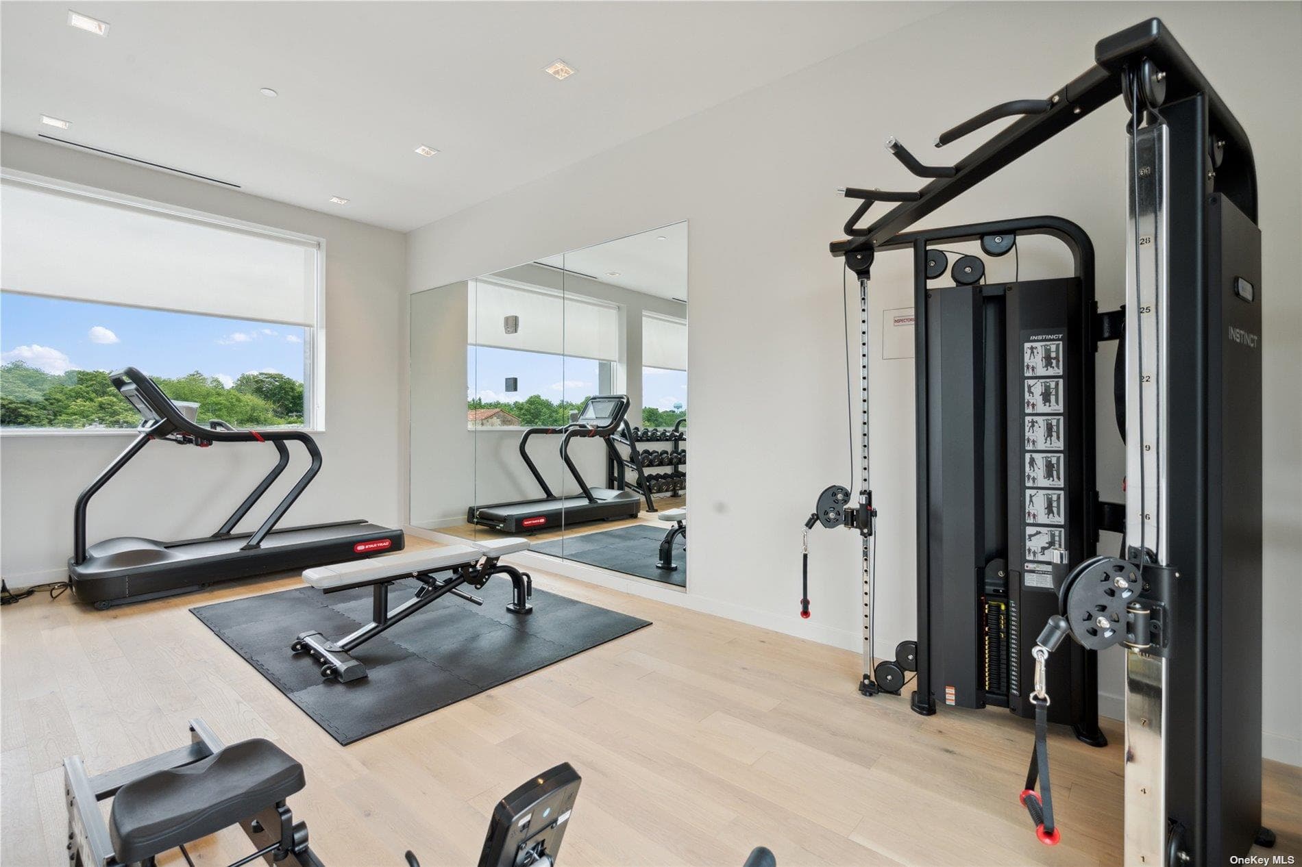 218 Middle Neck Road Unit: 202 thumbnail 27
