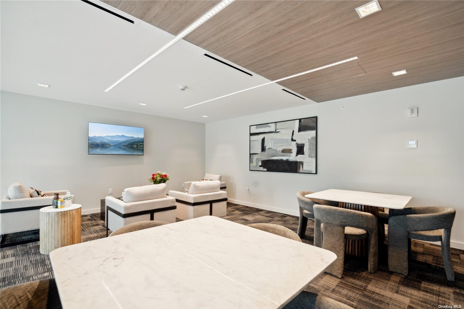 218 Middle Neck Road Unit: 202 thumbnail 25