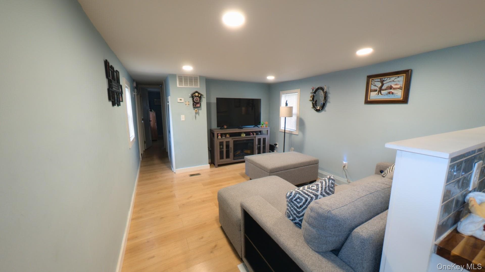 33 Debra Ct. Ct thumbnail 7