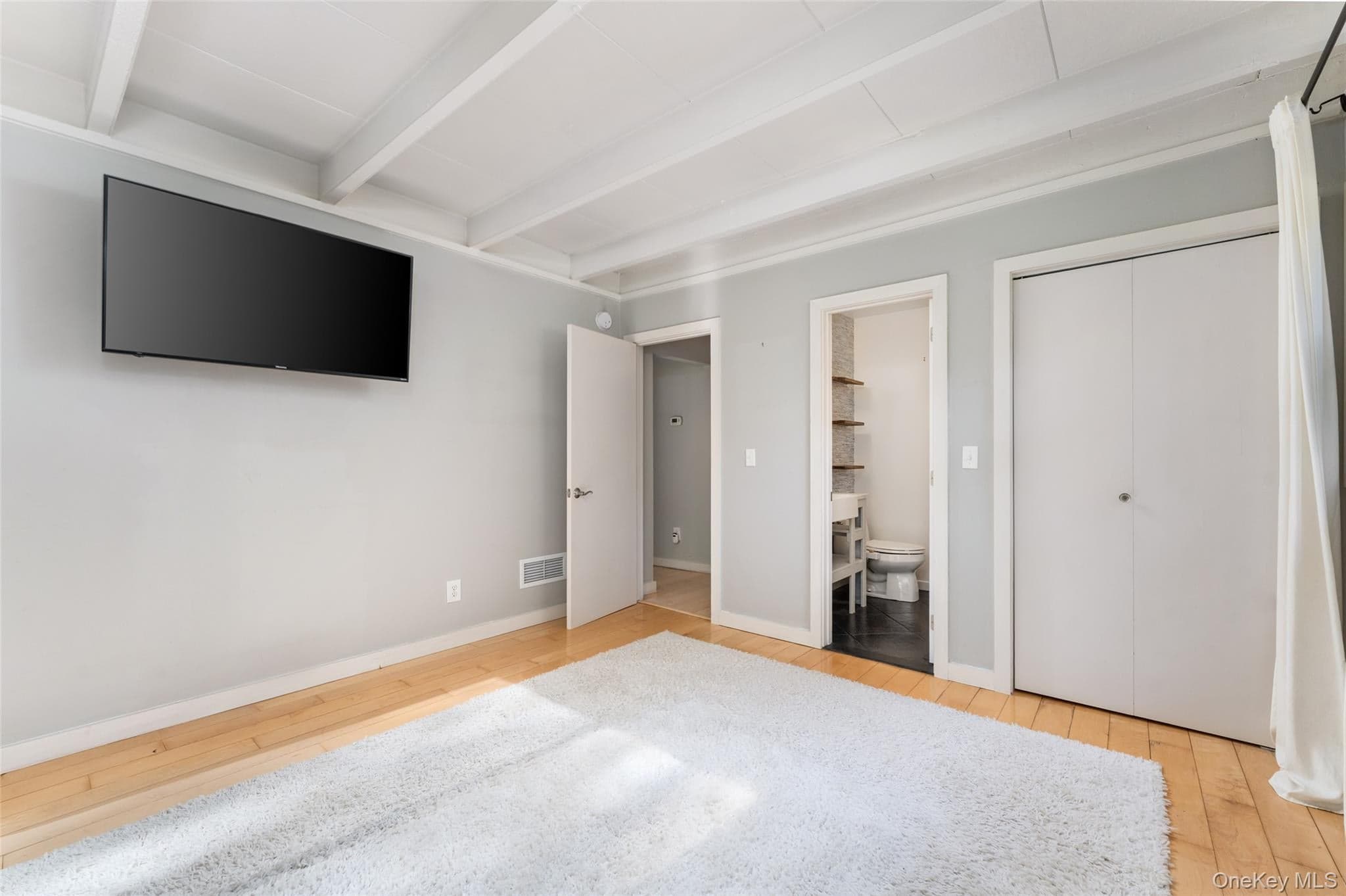 274 Little Fresh Pond Road thumbnail 17