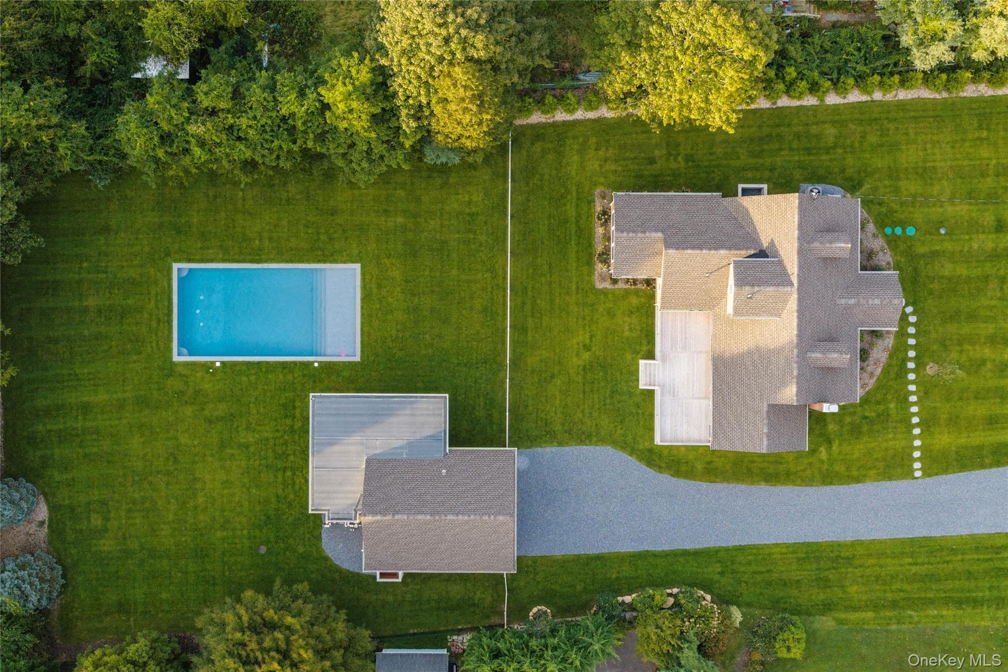 605 Cedar Drive thumbnail 2