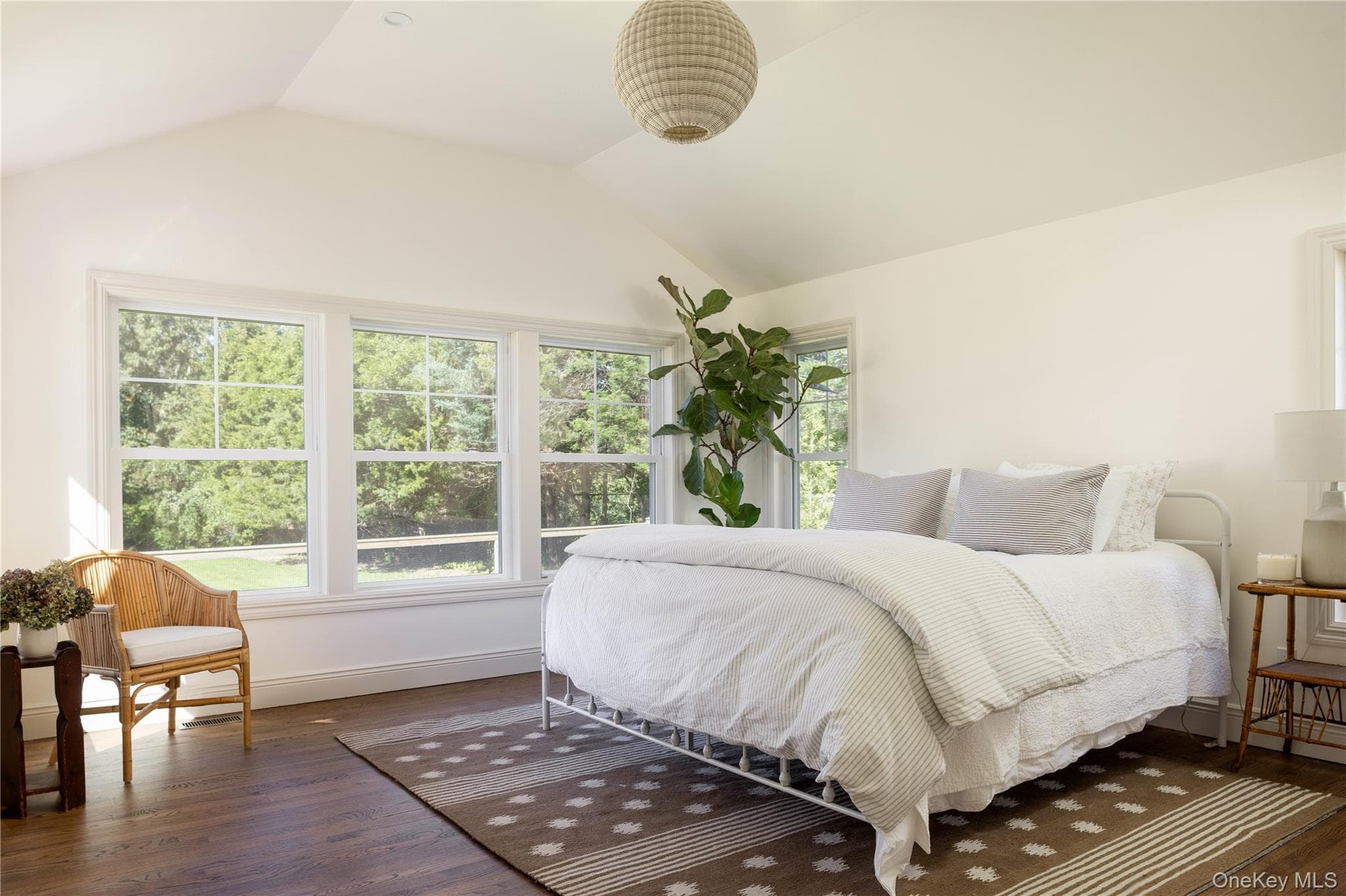 605 Cedar Drive thumbnail 12