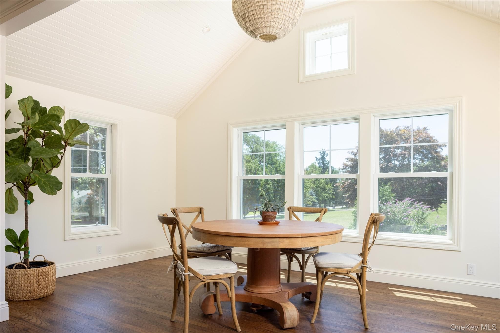 605 Cedar Drive thumbnail 11
