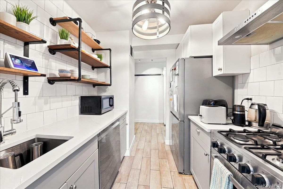 3065 Sedgwick Avenue Unit: 6B thumbnail 4