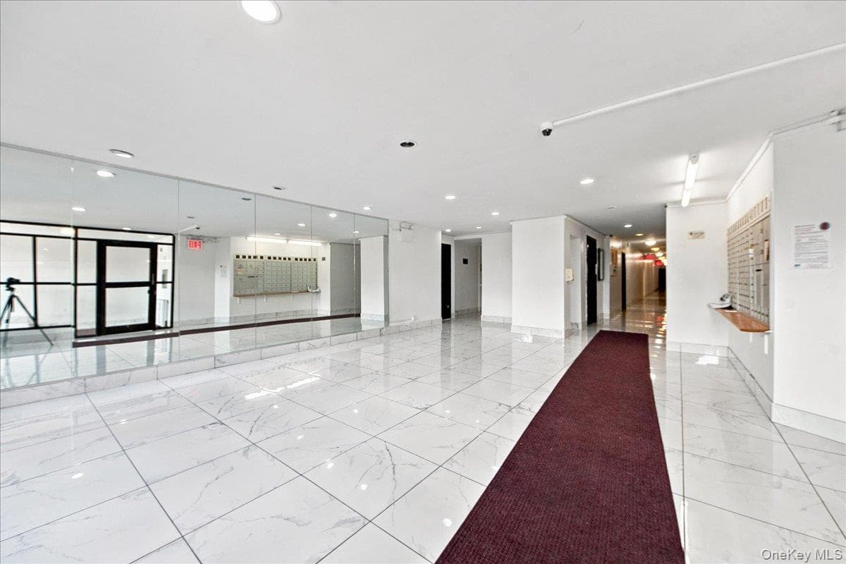 3065 Sedgwick Avenue Unit: 6B thumbnail 2