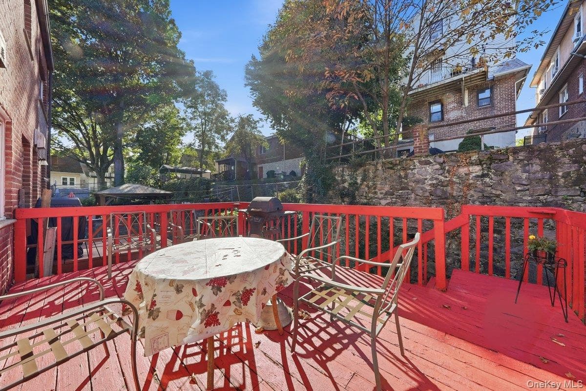 6121 Huxley Avenue thumbnail 28