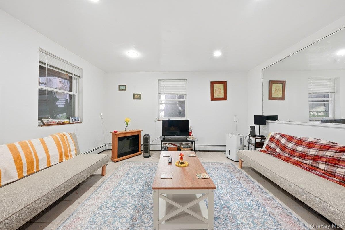 6121 Huxley Avenue thumbnail 21