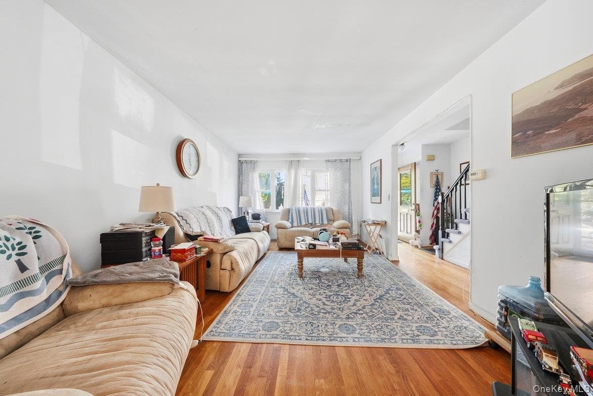 6121 Huxley Avenue thumbnail 10