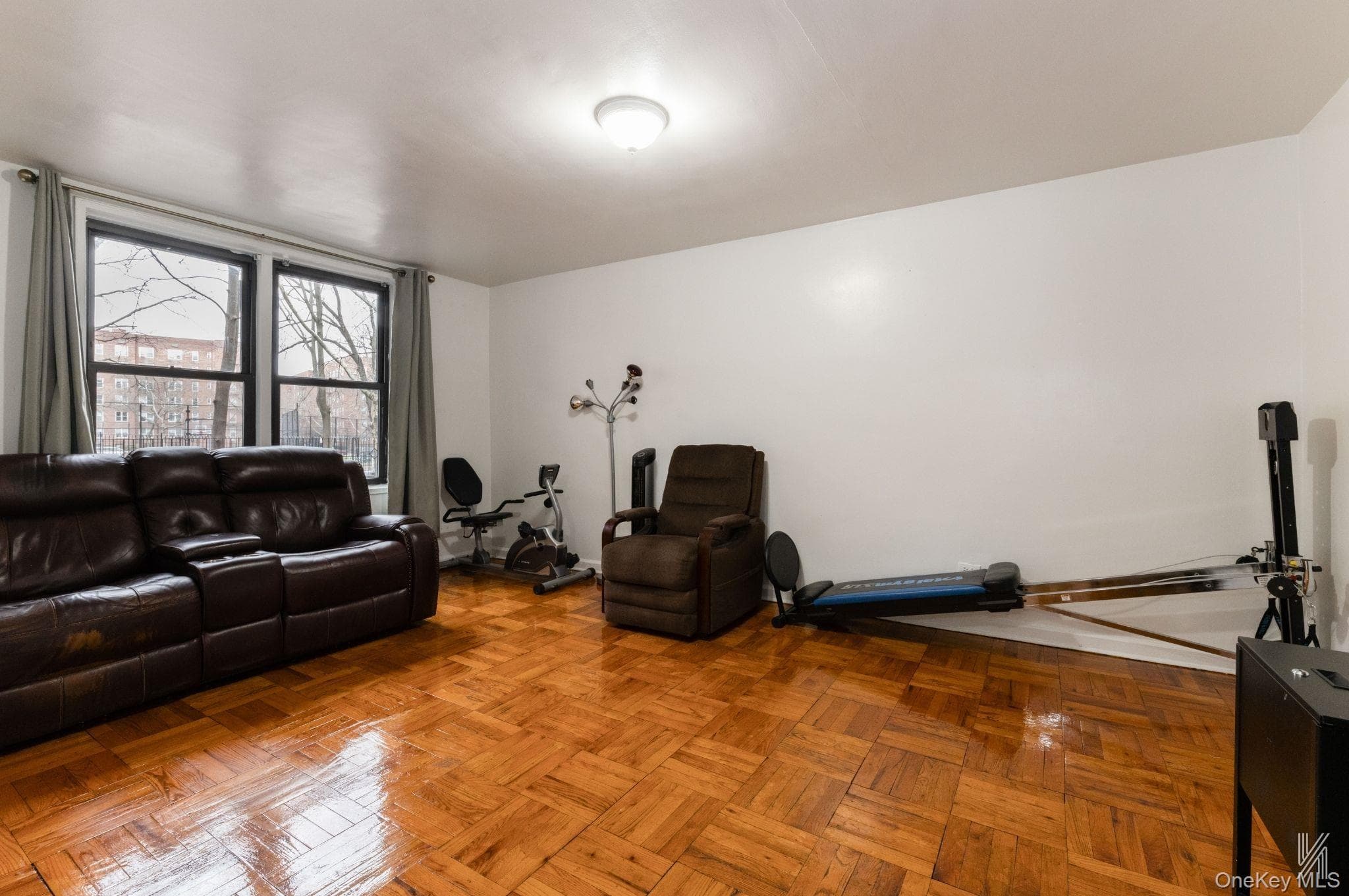 33-24 Junction Boulevard Unit: 1R thumbnail 3