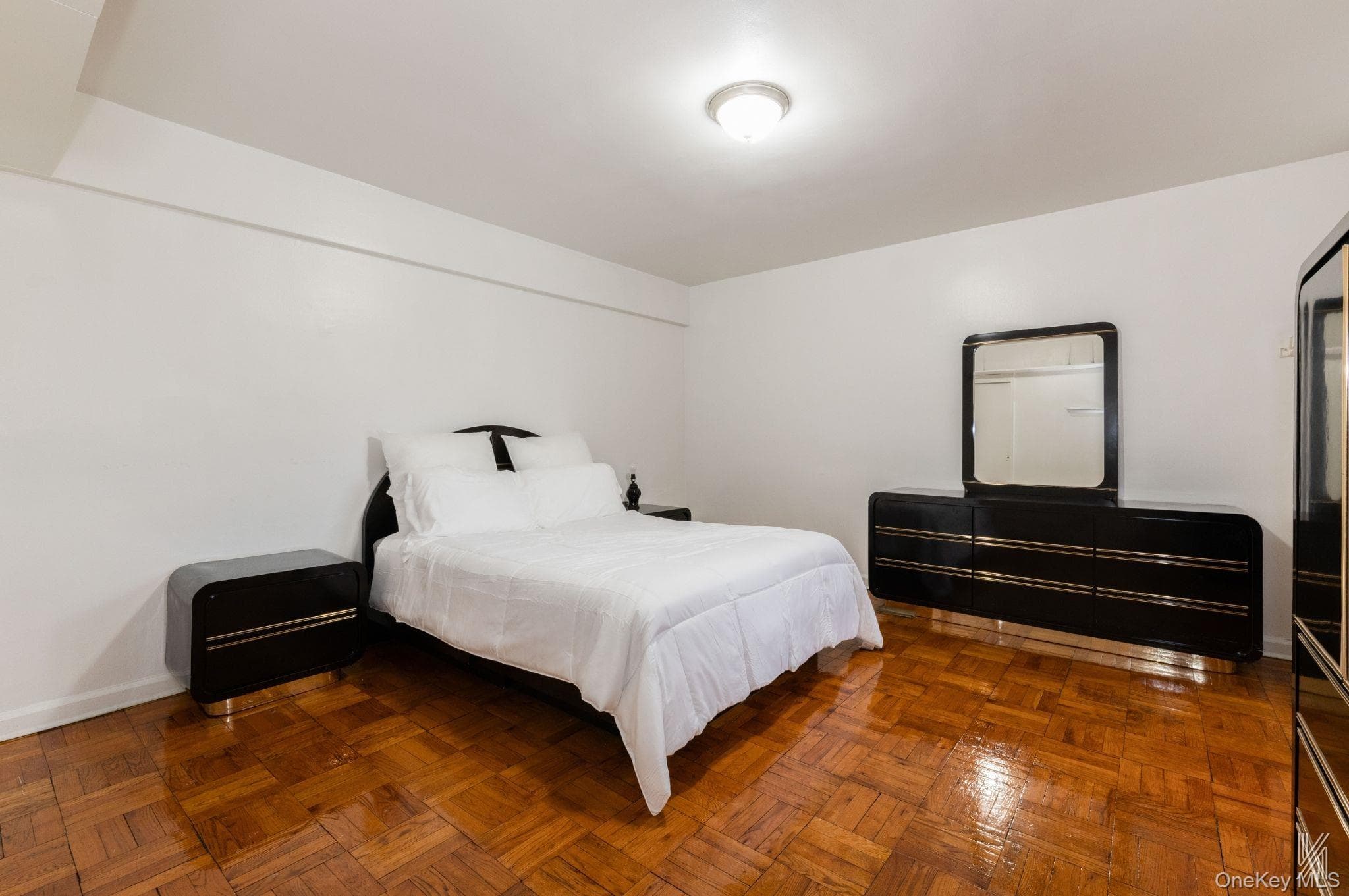 33-24 Junction Boulevard Unit: 1R thumbnail 10