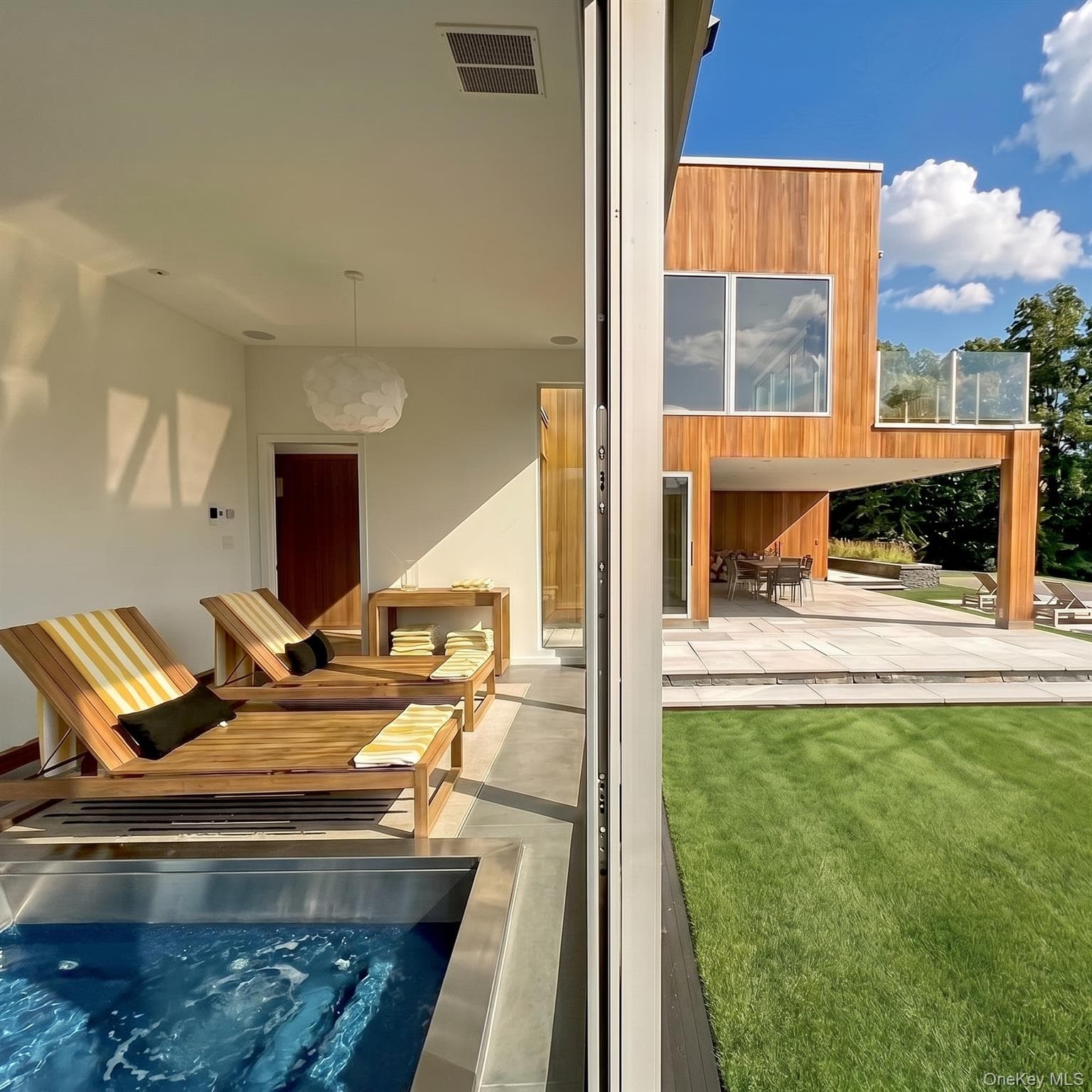 33 Ford Road thumbnail 17