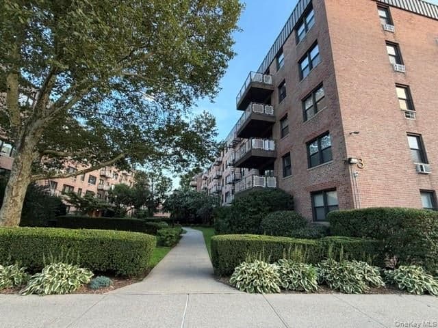 3 Birchwood Court Unit: 1A thumbnail 18