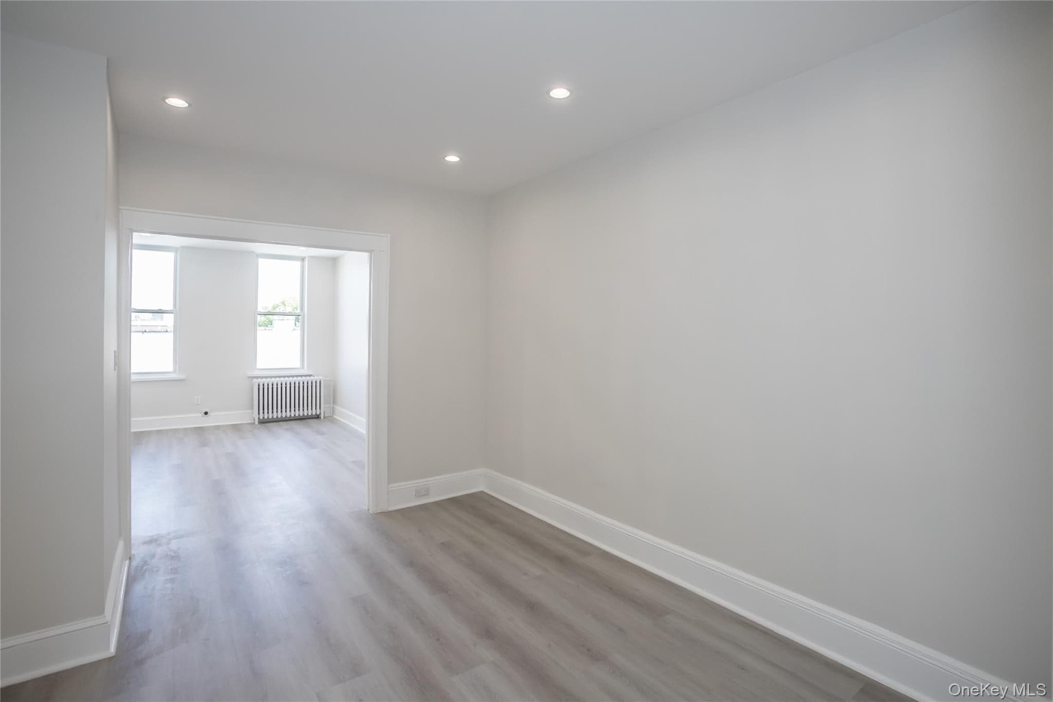 6717 Myrtle Avenue thumbnail 26