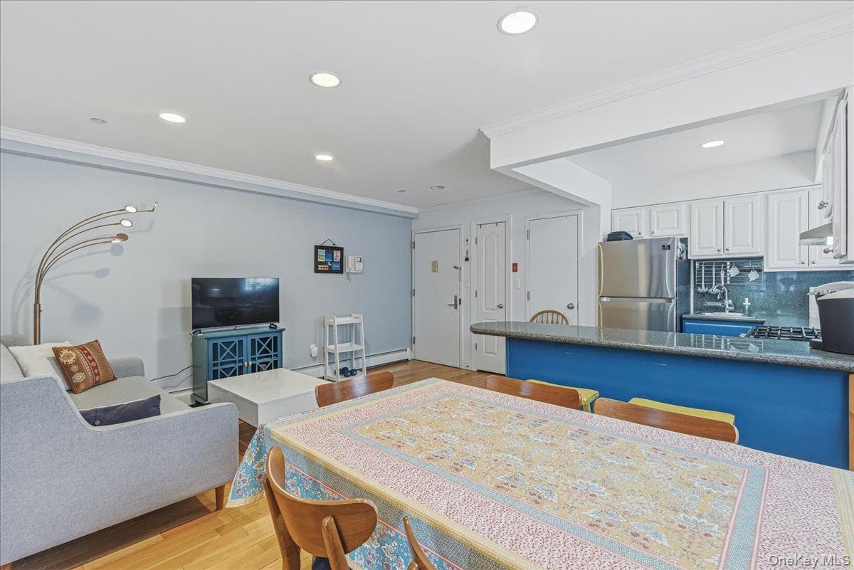 83-71 116th Street Unit: 4B thumbnail 9