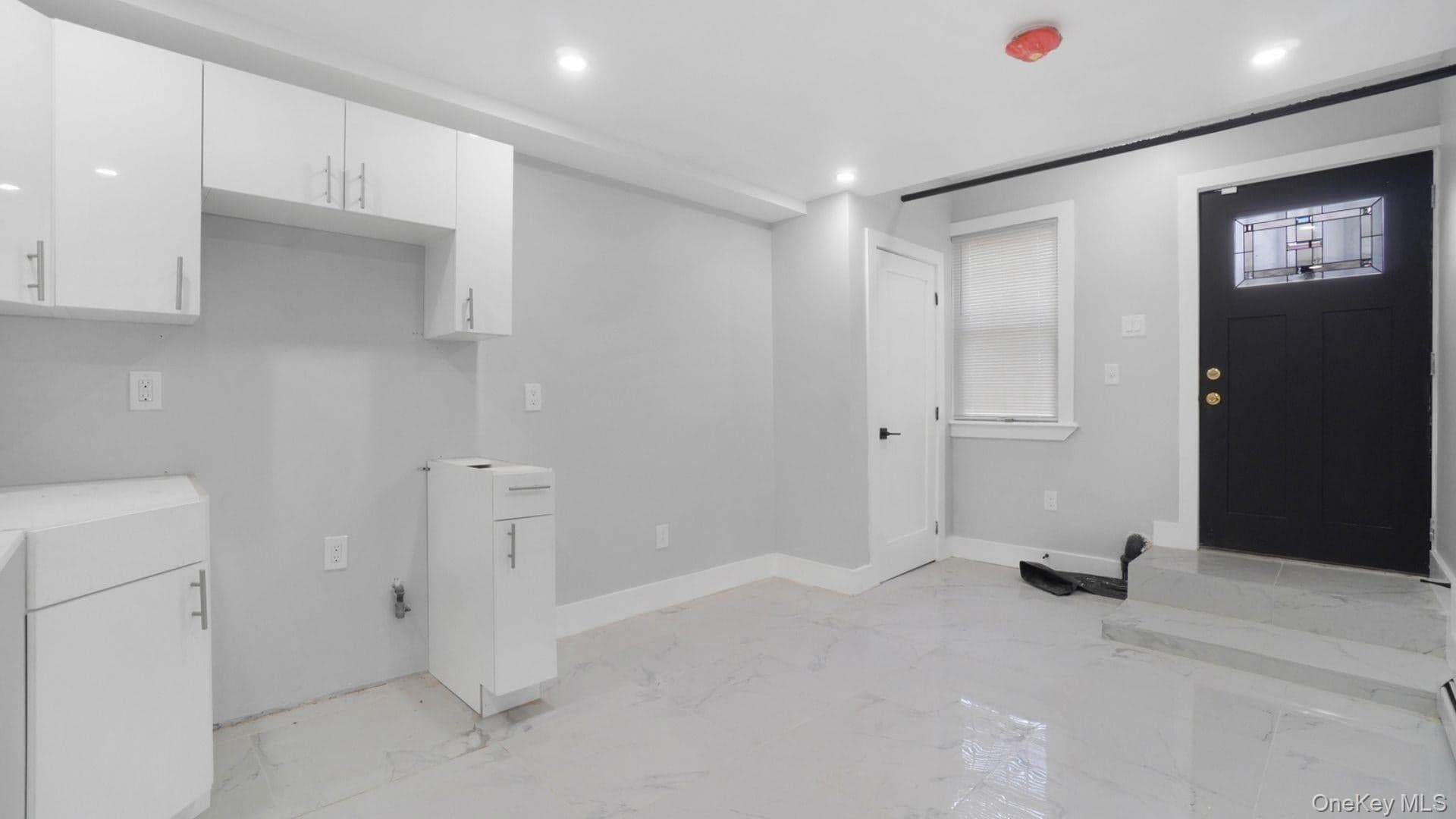 506 E 183rd Street thumbnail 16
