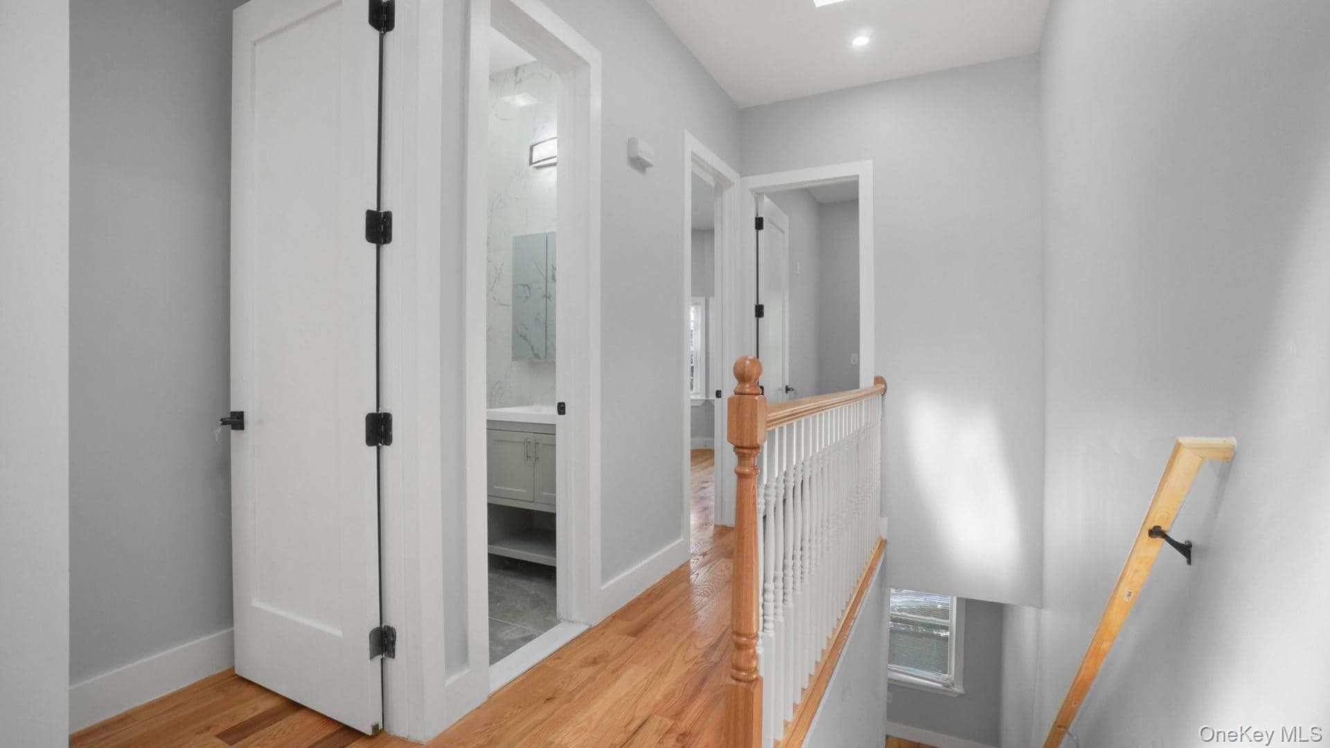 506 E 183rd Street thumbnail 13