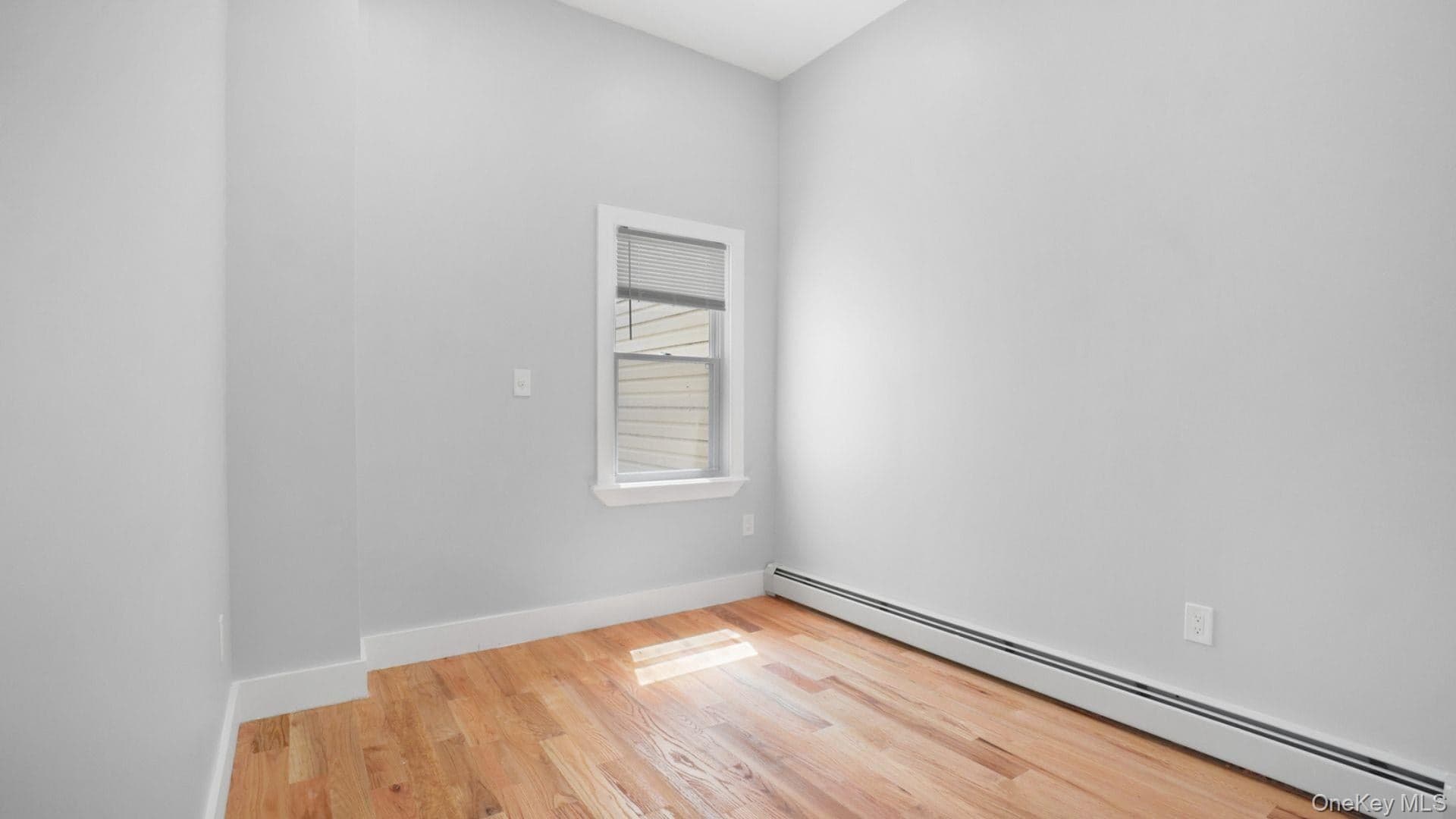 506 E 183rd Street thumbnail 14