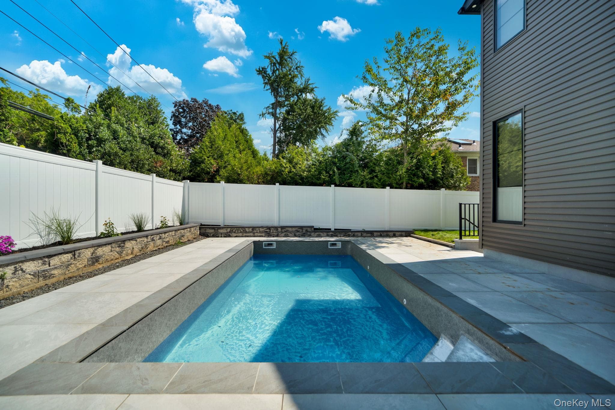 1931 Stratford Drive thumbnail 27