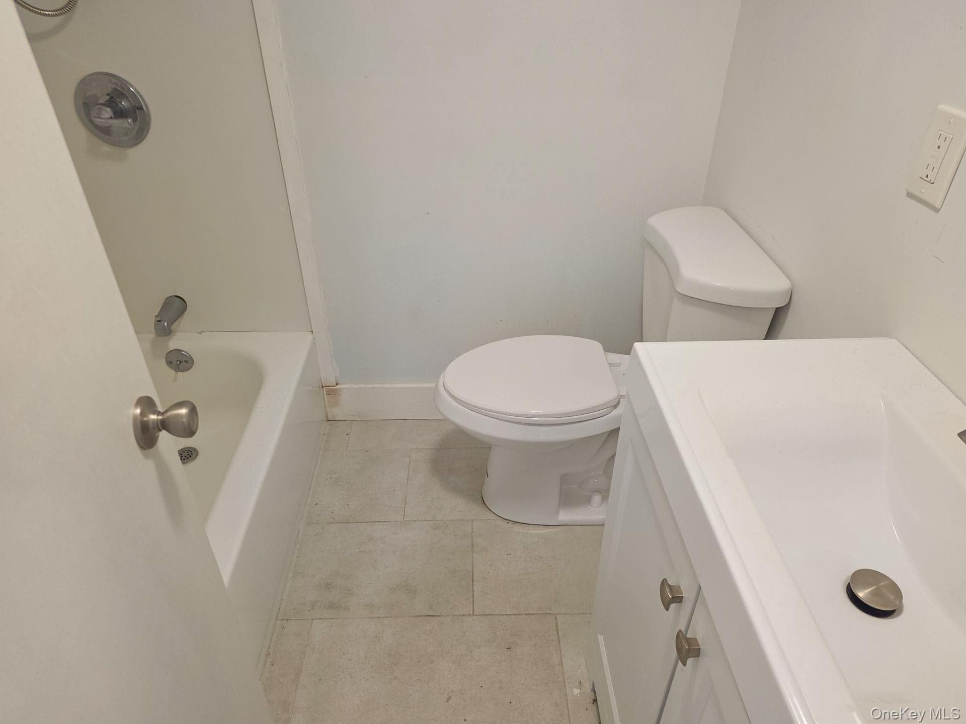 54 Oneill Avenue thumbnail 24