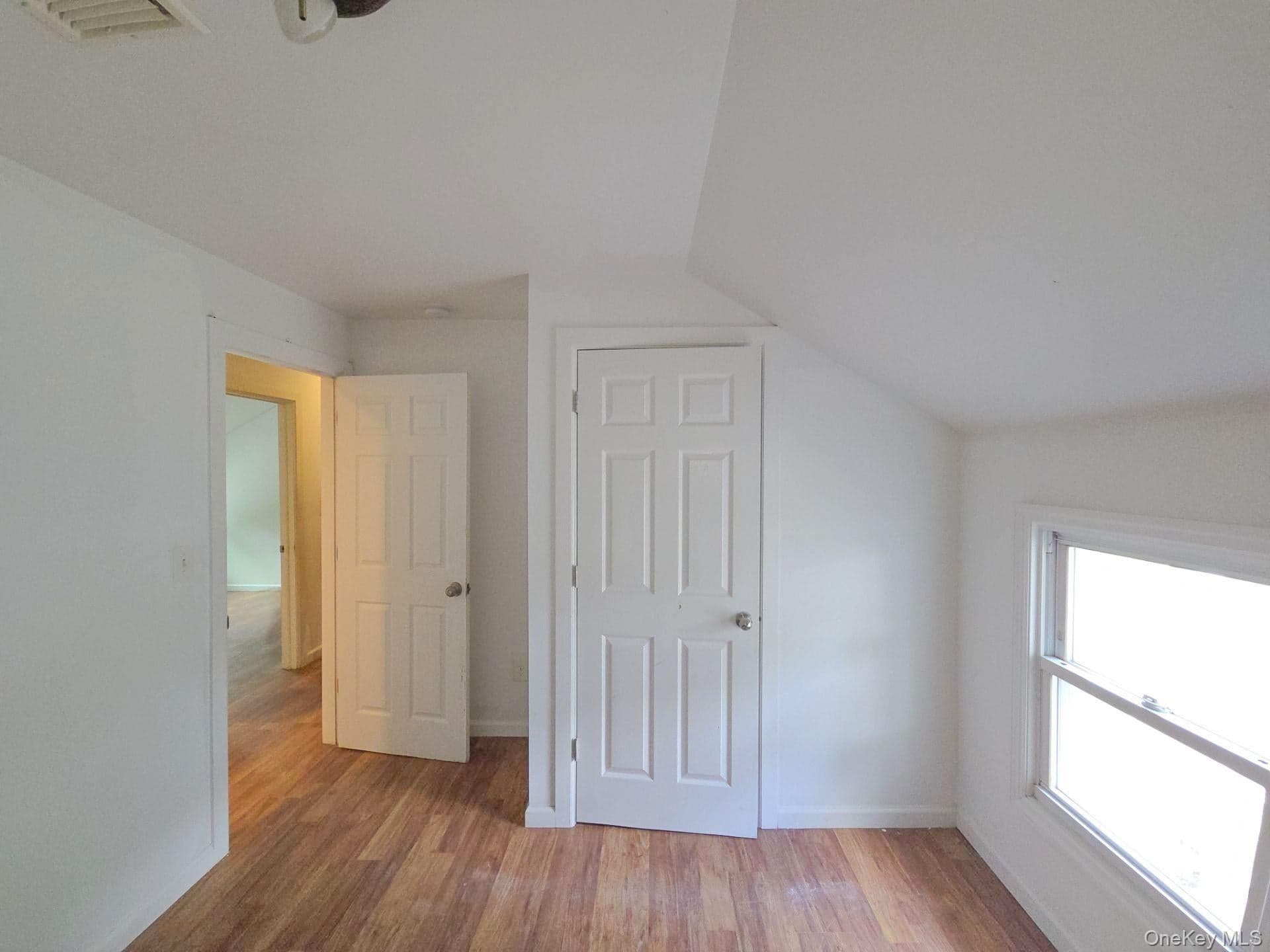 54 Oneill Avenue thumbnail 32
