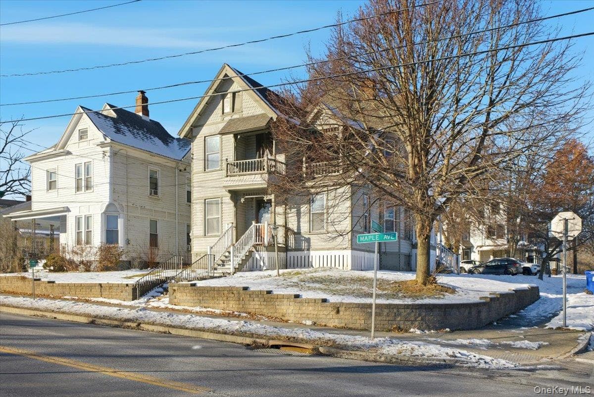 97 Maple Avenue thumbnail 34