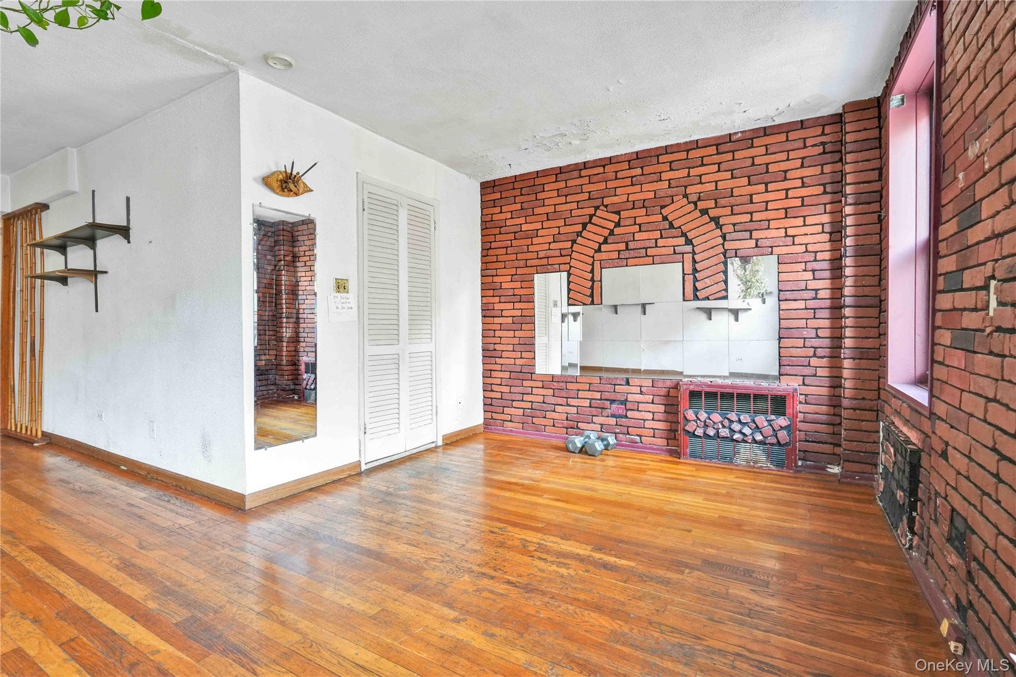 35-20 Leverich Street Unit: C344 thumbnail 9