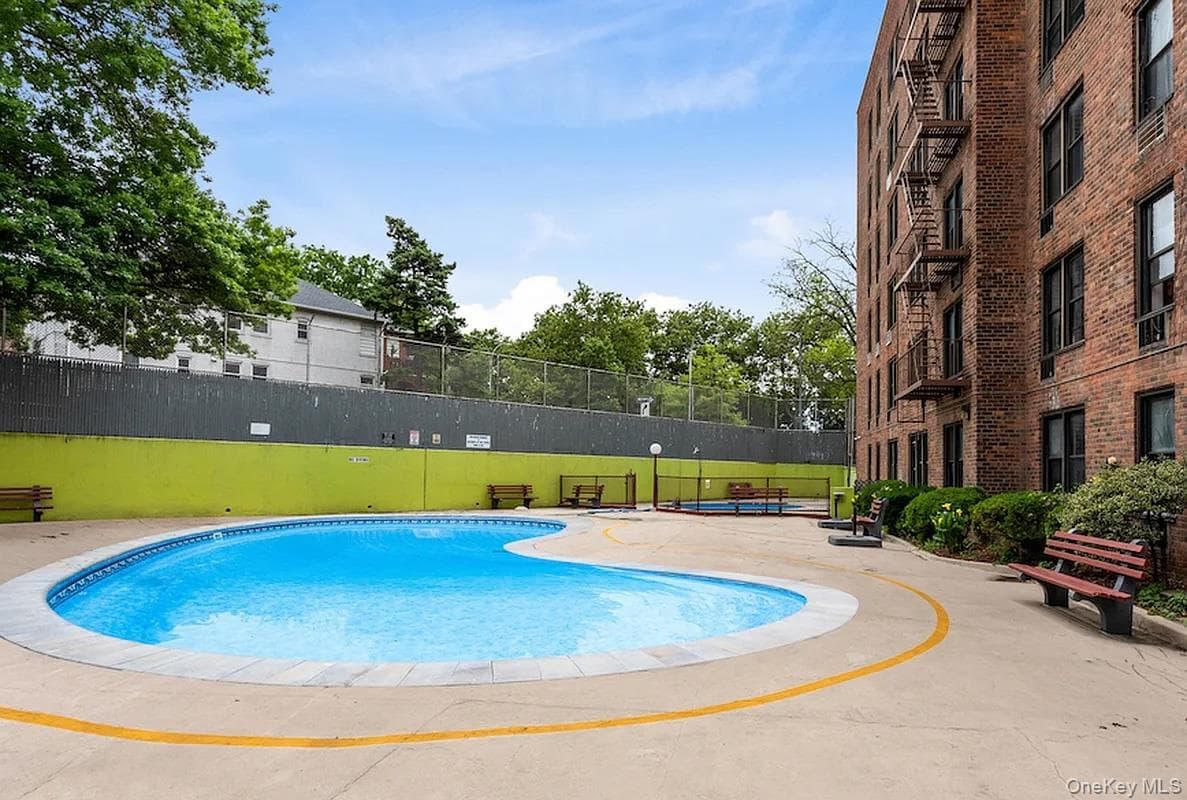 35-20 Leverich Street Unit: C344 thumbnail 30