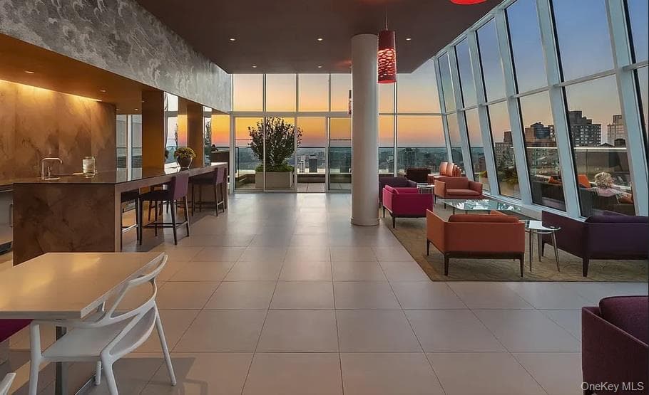 322 W 57th Street Unit: 37H thumbnail 11