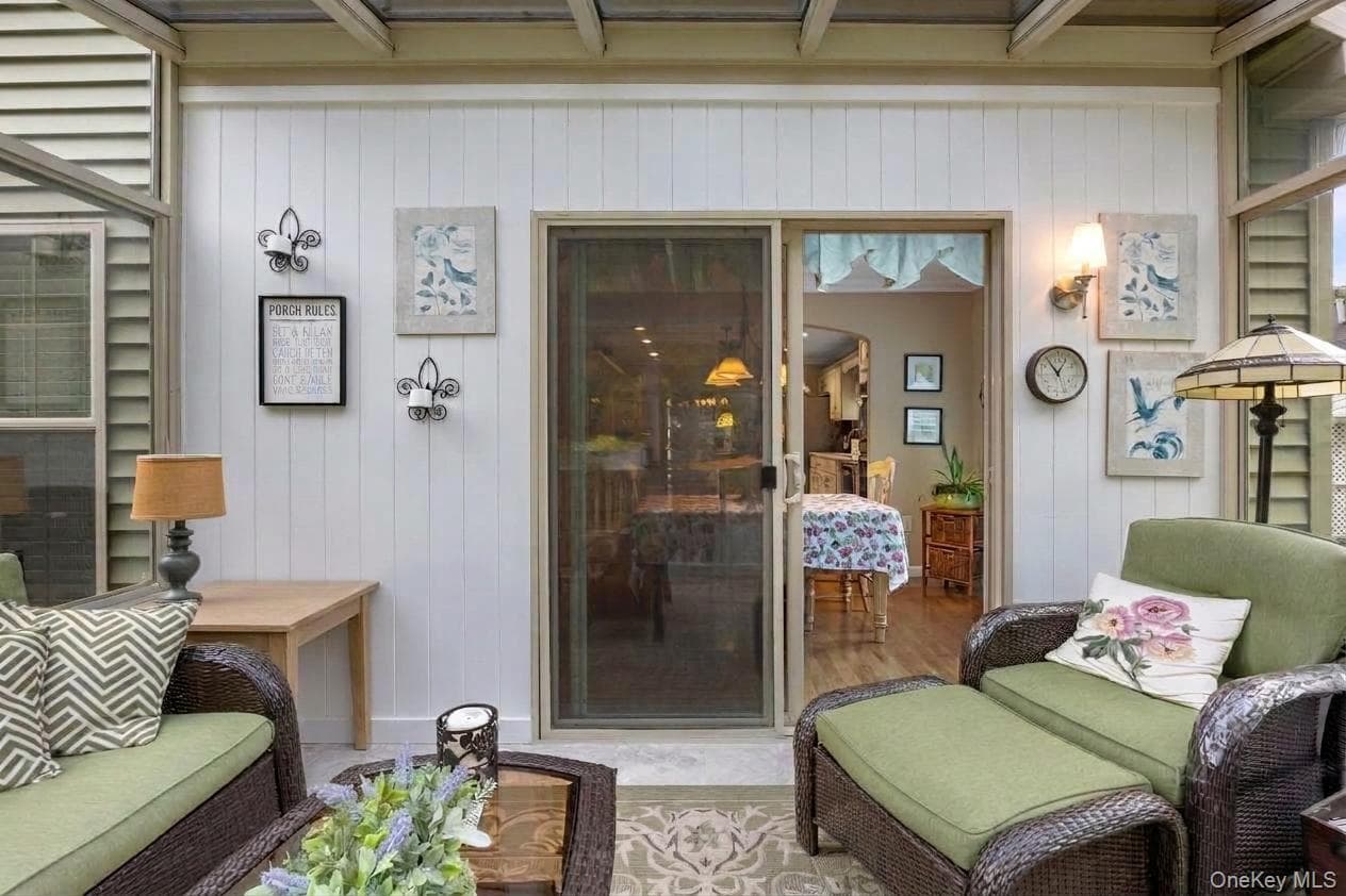 1661 Old Country Road Unit: 560 thumbnail 17