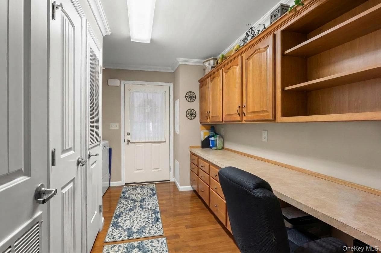 1661 Old Country Road Unit: 560 thumbnail 28