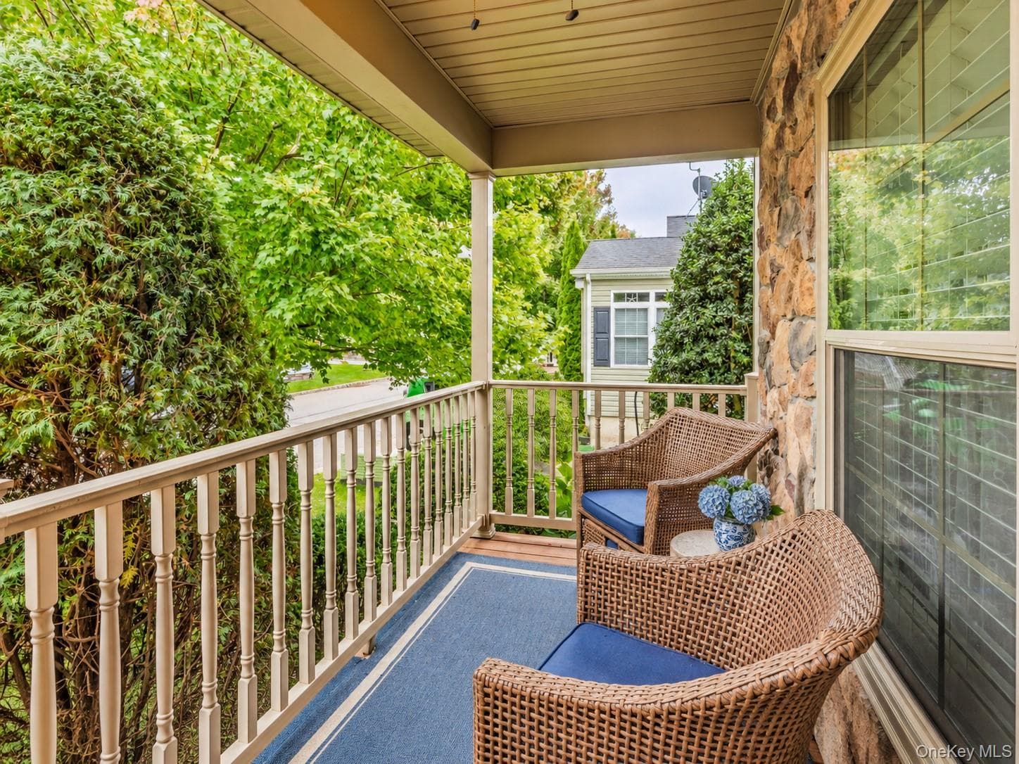 1661 Old Country Road Unit: 560 thumbnail 4