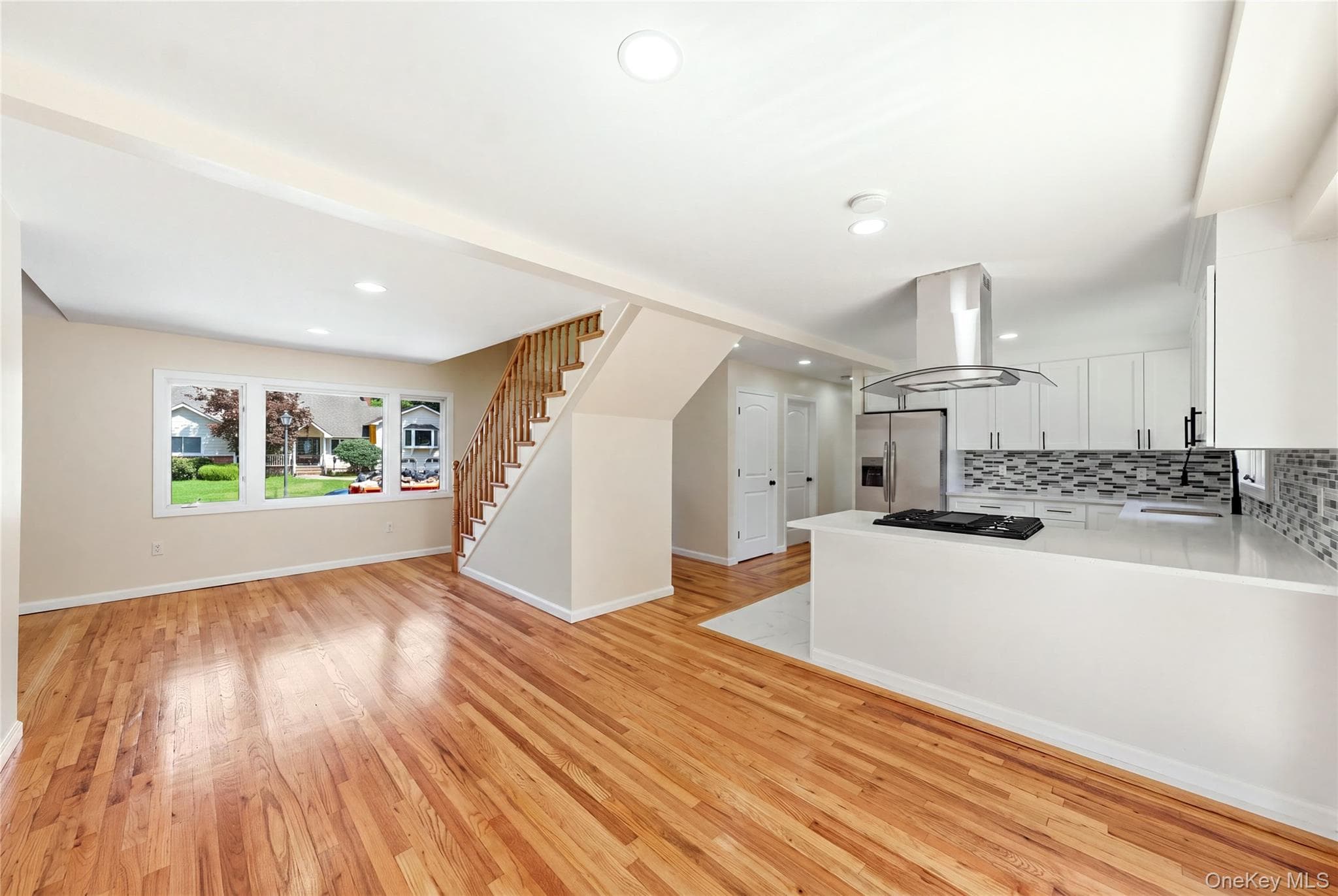 930 Park Drive thumbnail 5